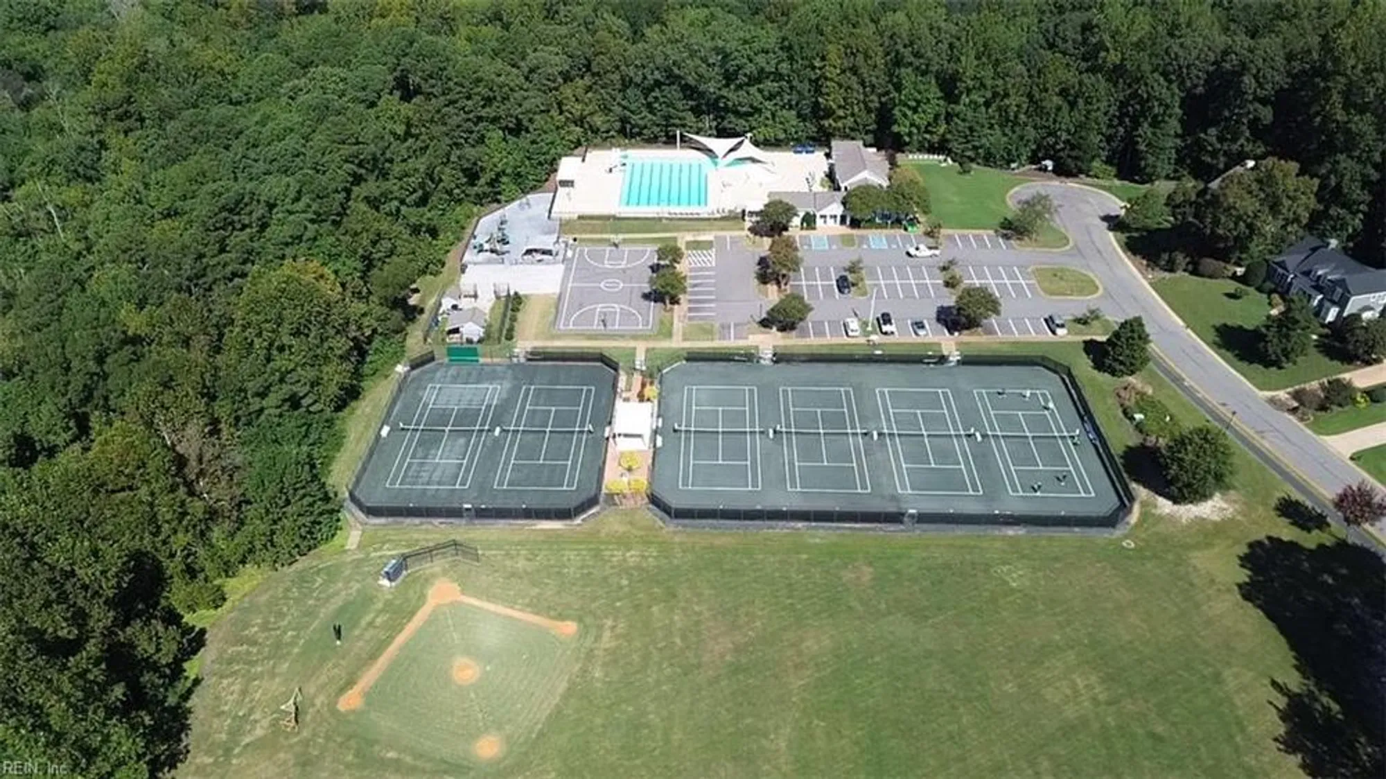 Property Slideshow image 41 of 45 | 147 country club dr, Williamsburg, VA, 23188