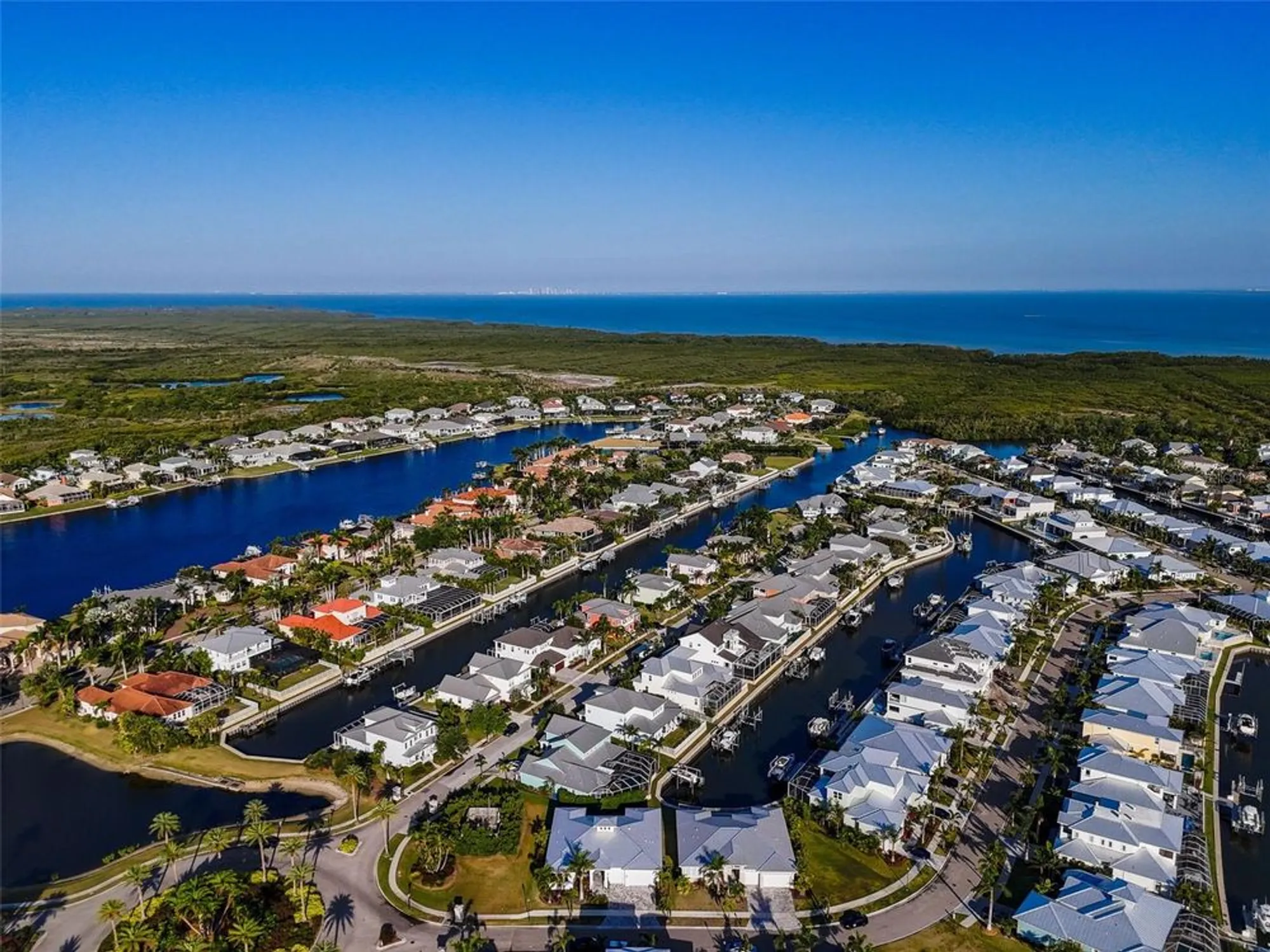 Property Slideshow image 6 of 88 | 5603 tybee island dr, Apollo Beach, FL, 33572