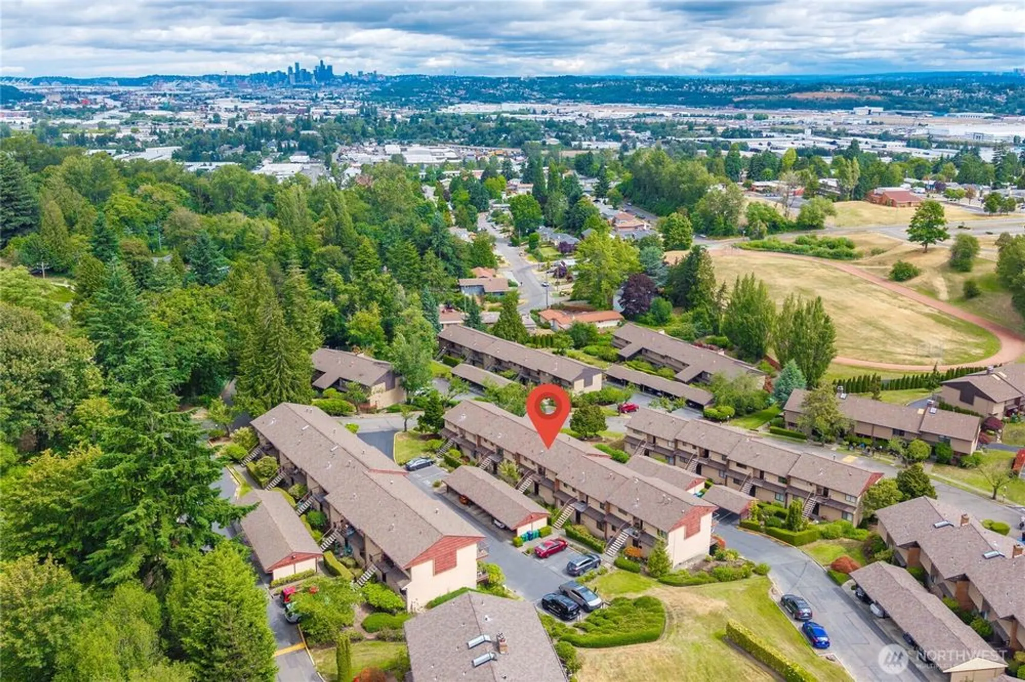 Property Slideshow image 30 of 35 | 10637 glen acres dr s # 10637, Seattle, WA, 98168