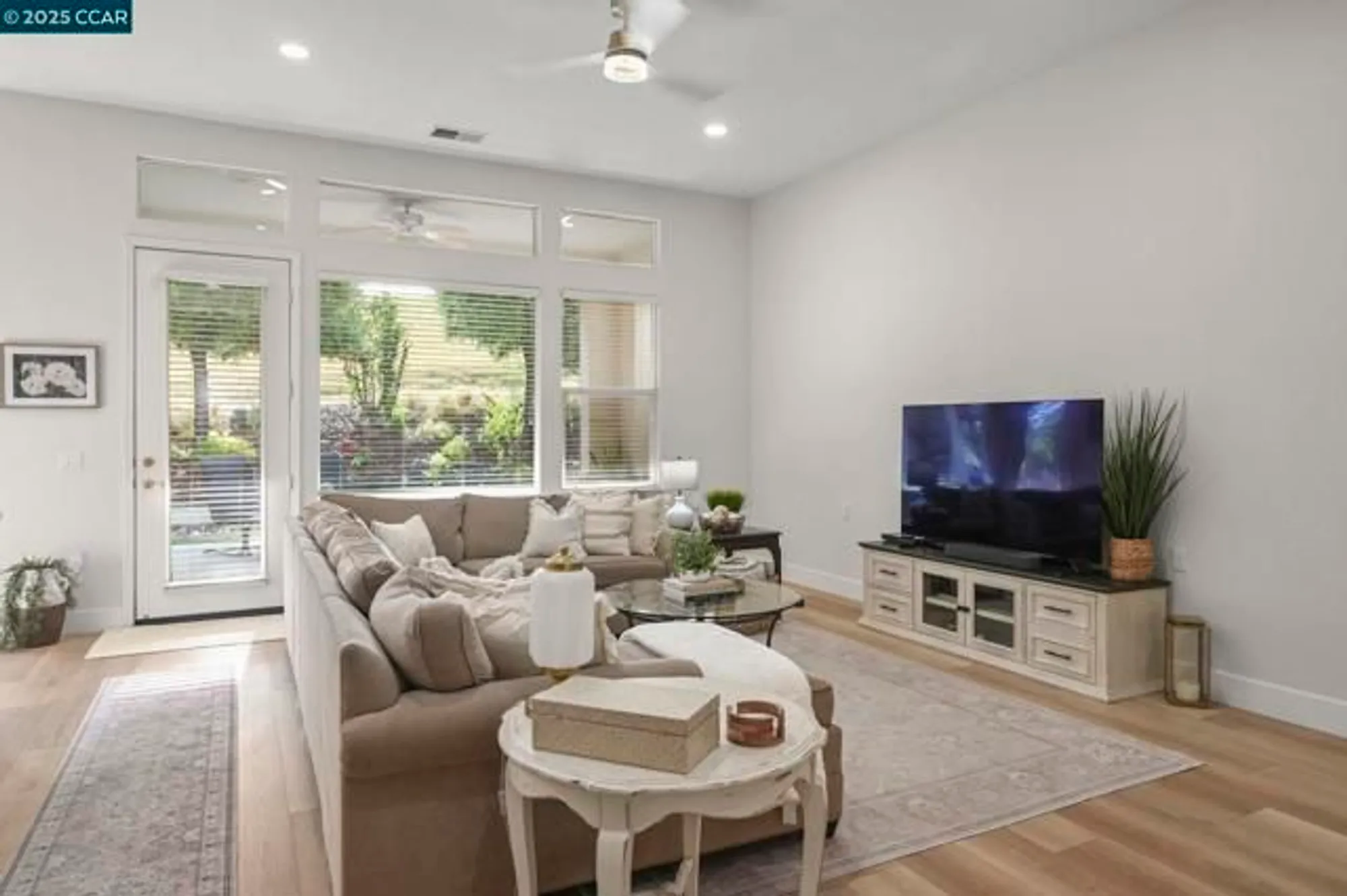 Property Slideshow image 5 of 38 | 346 gladstone dr, Brentwood, CA, 94513