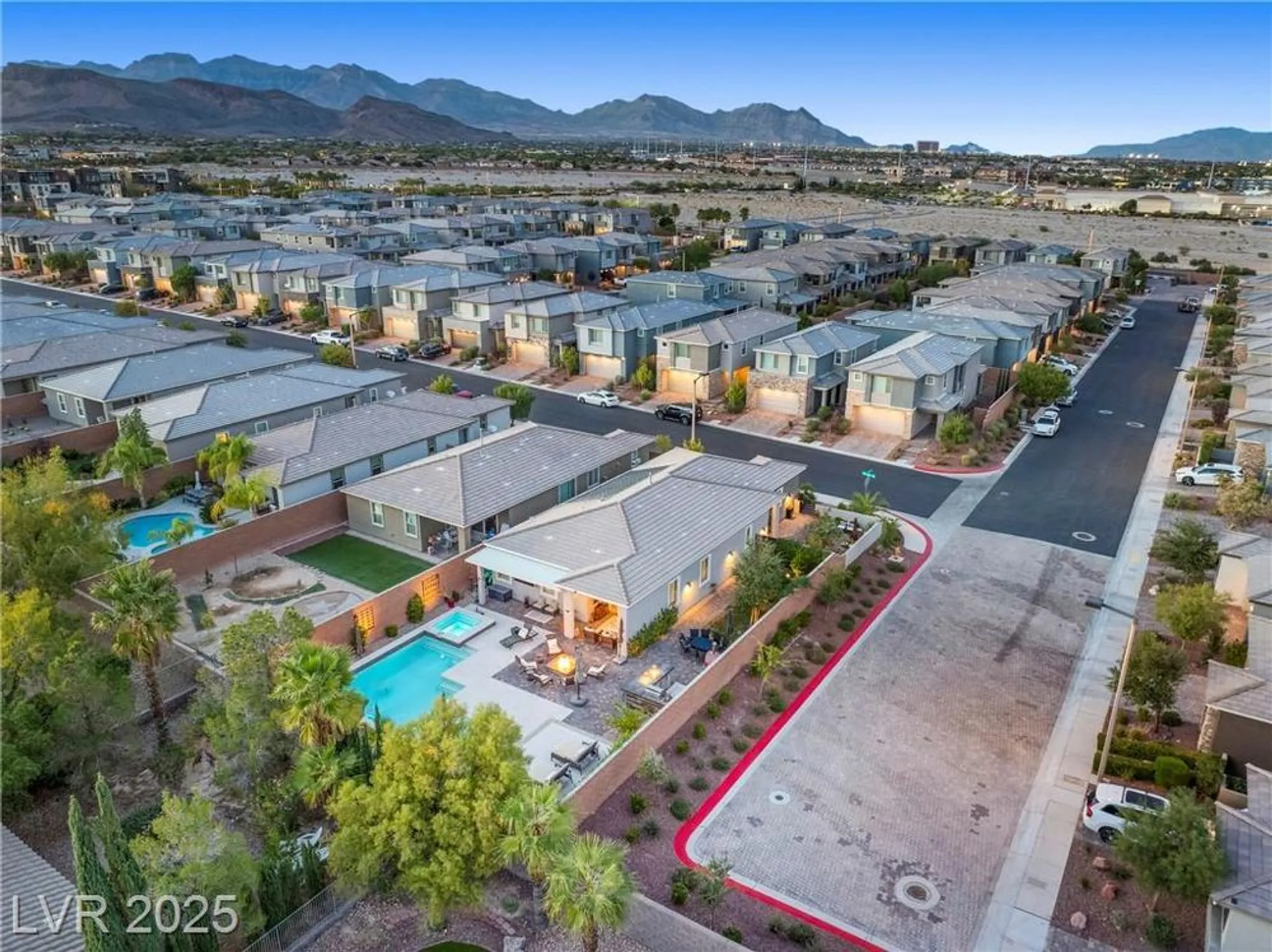 Property Slideshow image 42 of 45 | 10631 silver pond ave, Las Vegas, NV, 89135