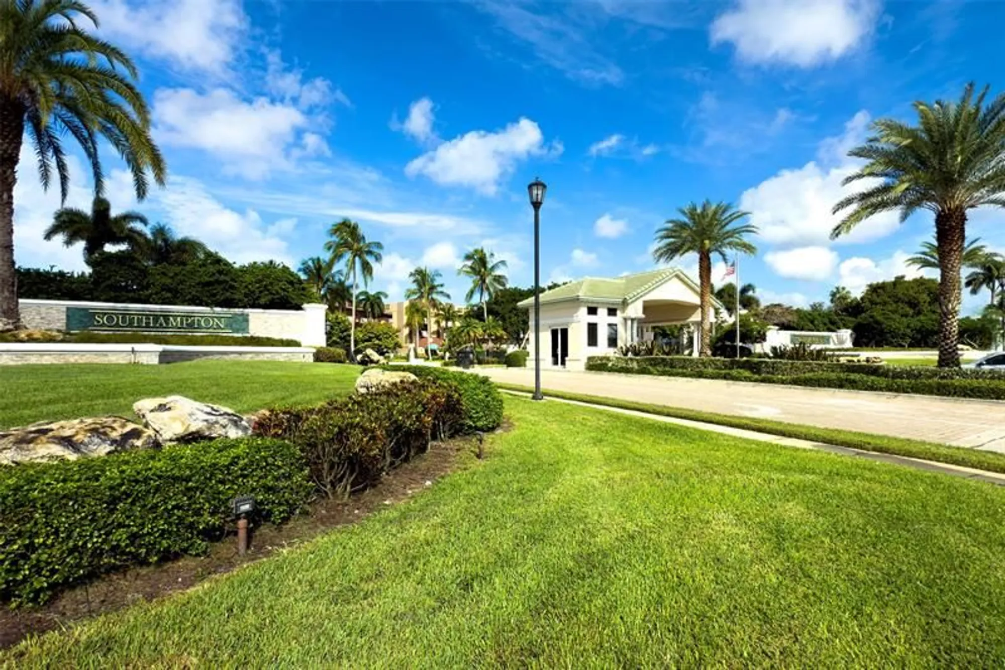 Property Slideshow image 37 of 37 | 7635 southampton ter 402, Tamarac, FL, 33321