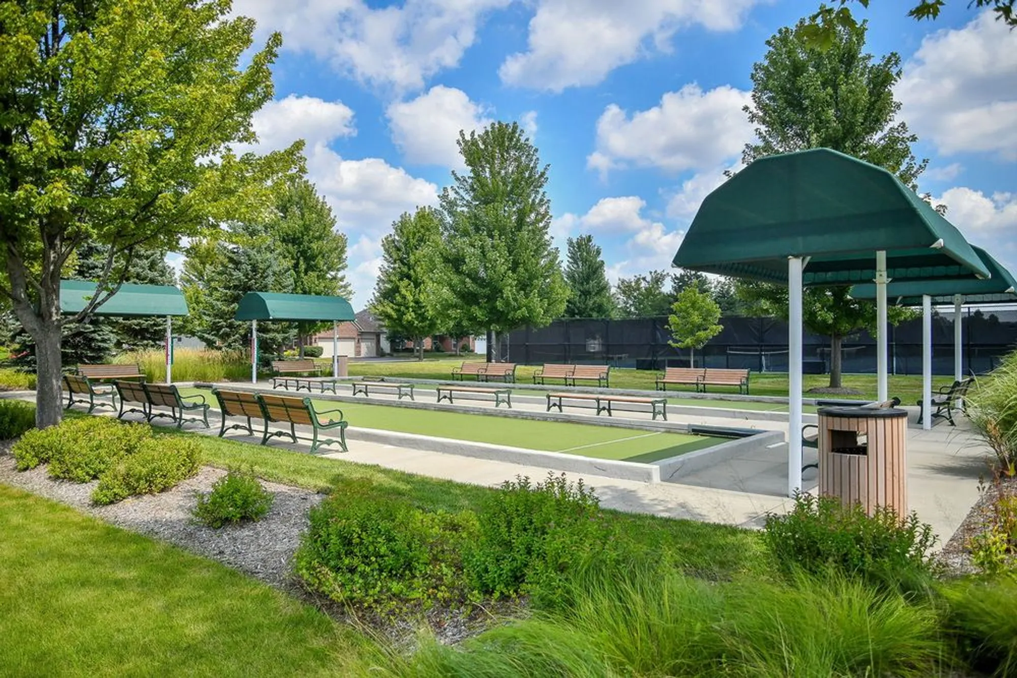 Property Slideshow image 22 of 26 | 2525 rolling rdg, Elgin, IL, 60124