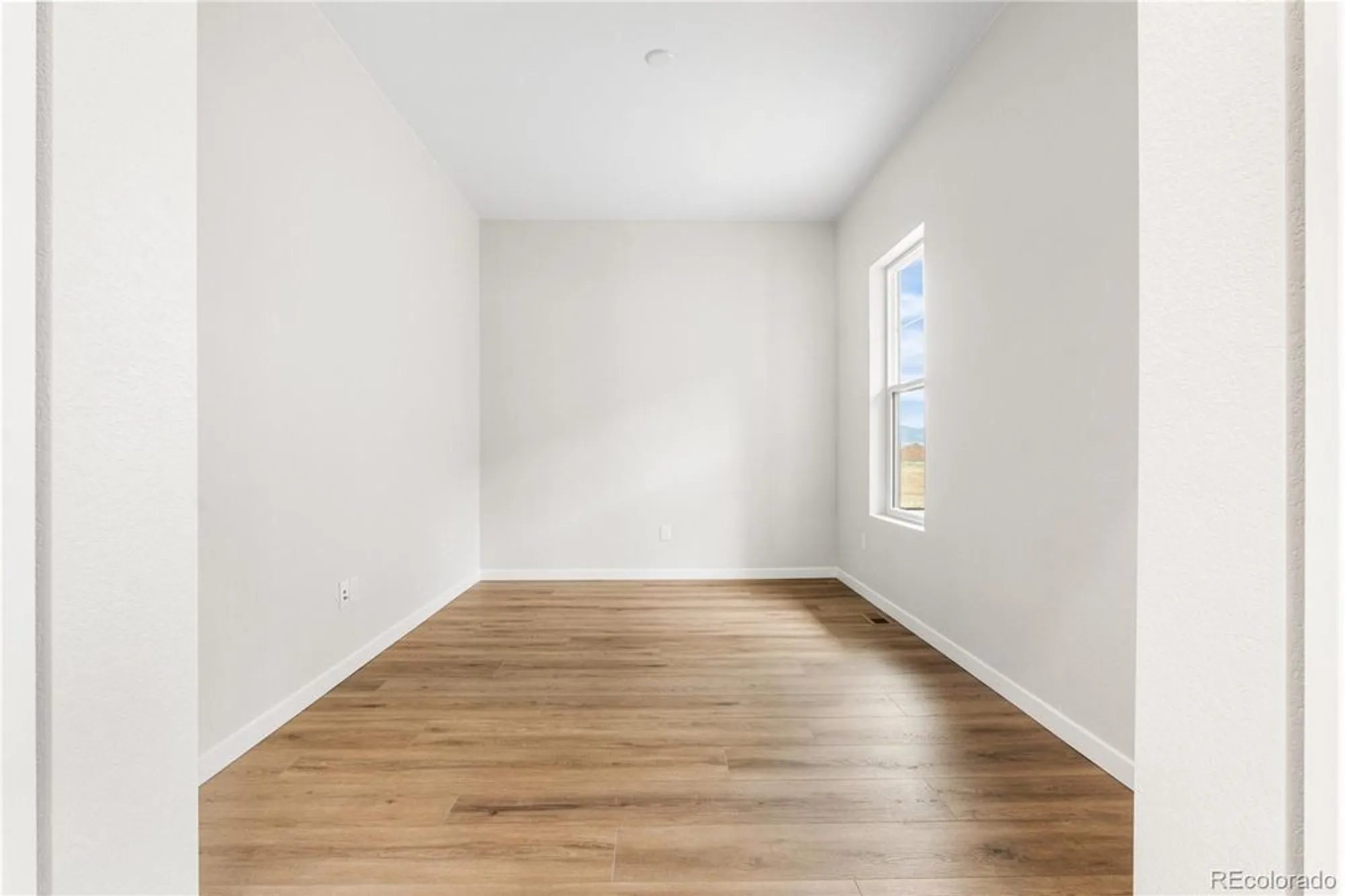 Property Slideshow image 27 of 31 | 11116 stonepath st, Littleton, CO, 80125