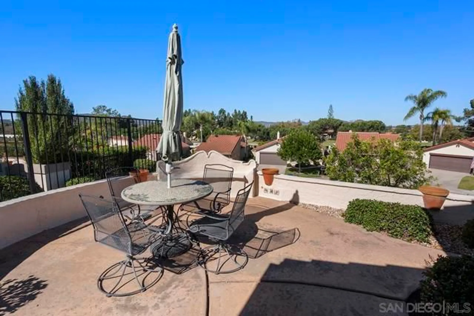 Property Slideshow image 60 of 75 | 17632 caminito hercuba, San Diego, CA, 92128