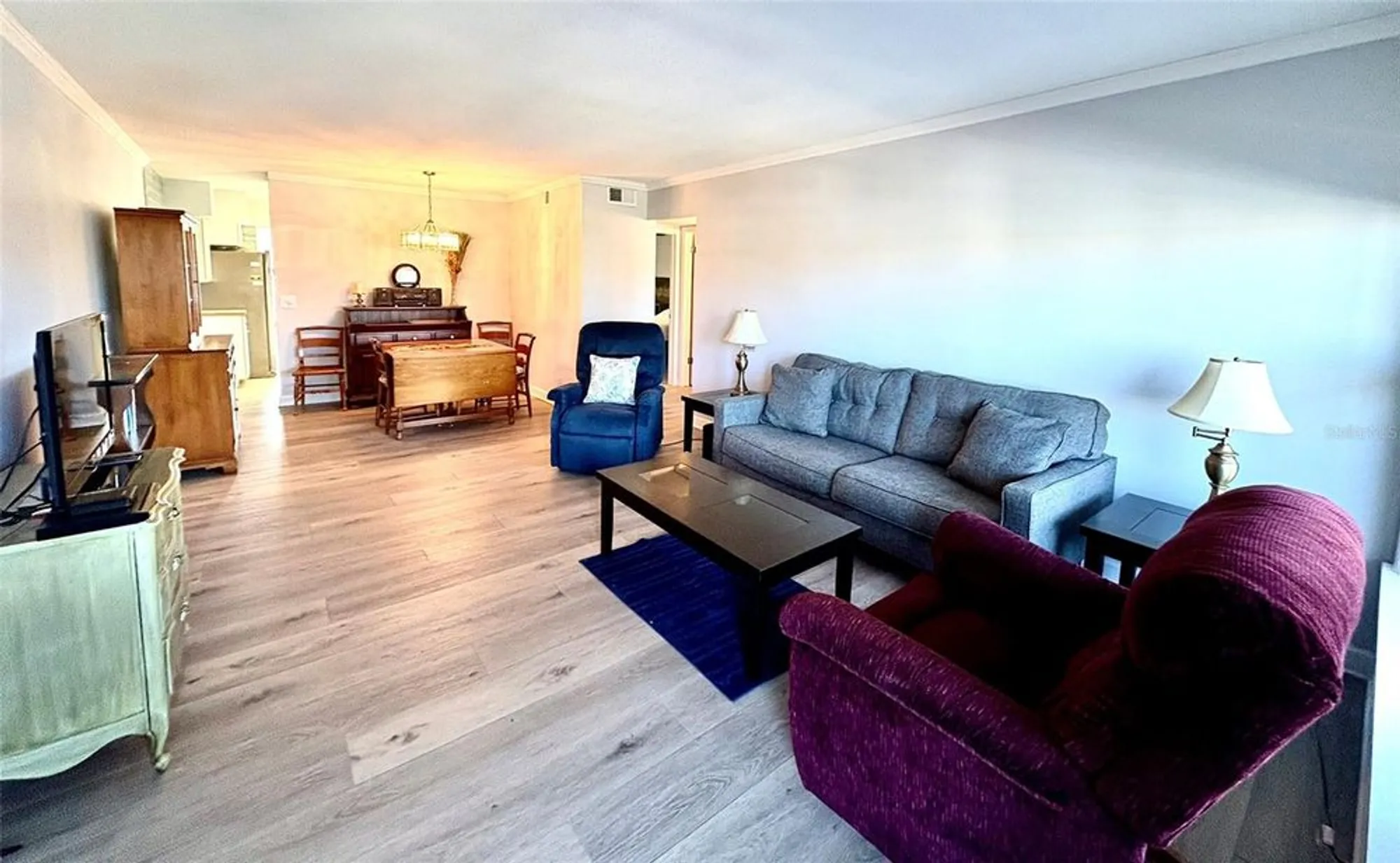 Property Slideshow image 7 of 55 | 2463 brazilia dr 53, Clearwater, FL, 33763