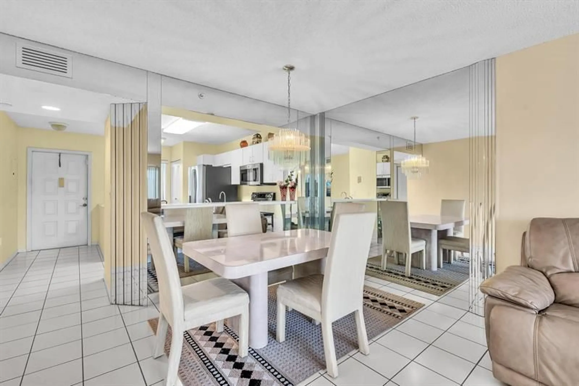 Property Slideshow image 14 of 72 | 9560 weldon cir apt j413, Fort Lauderdale, FL, 33321