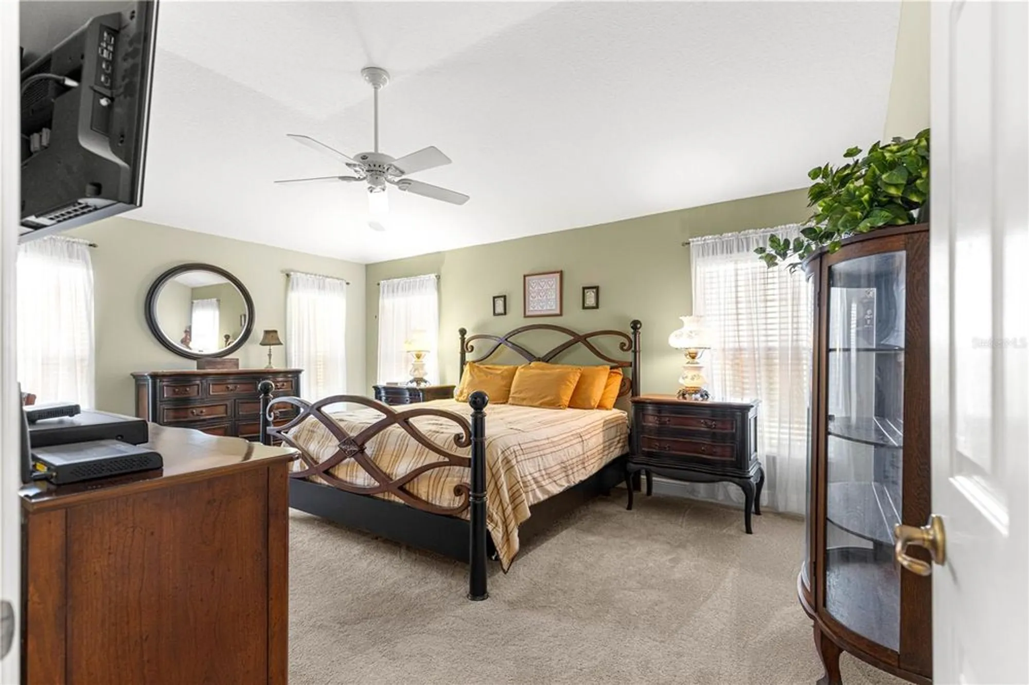 Property Slideshow image 29 of 51 | 949 isle of palms path, The Villages, FL, 32162
