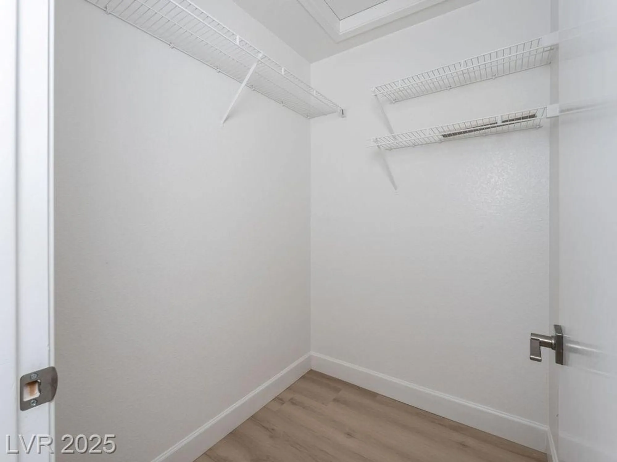 Property Slideshow image 15 of 29 | 9536 ruby hills dr, Las Vegas, NV, 89134