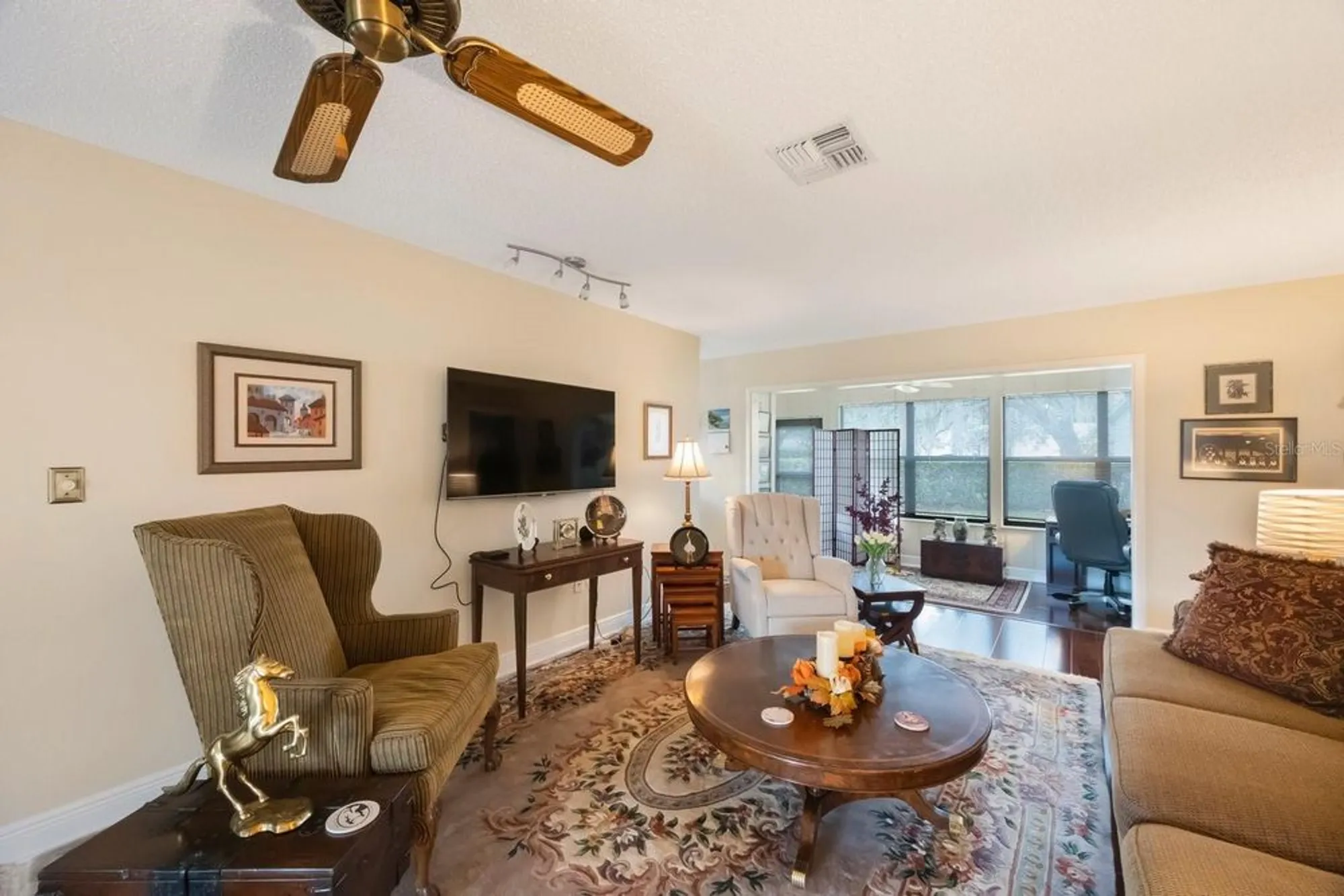 Property Slideshow image 10 of 43 | 4951 grist mill cir, New Port Richey, FL, 34655