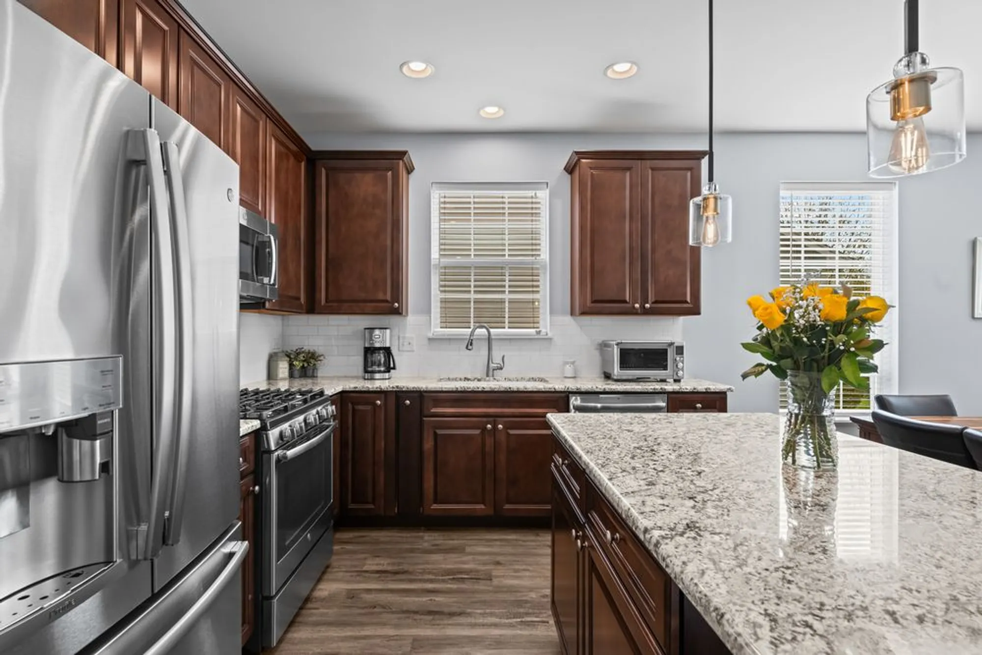 Property Slideshow image 5 of 23 | 460 mahogany dr, Algonquin, IL, 60102