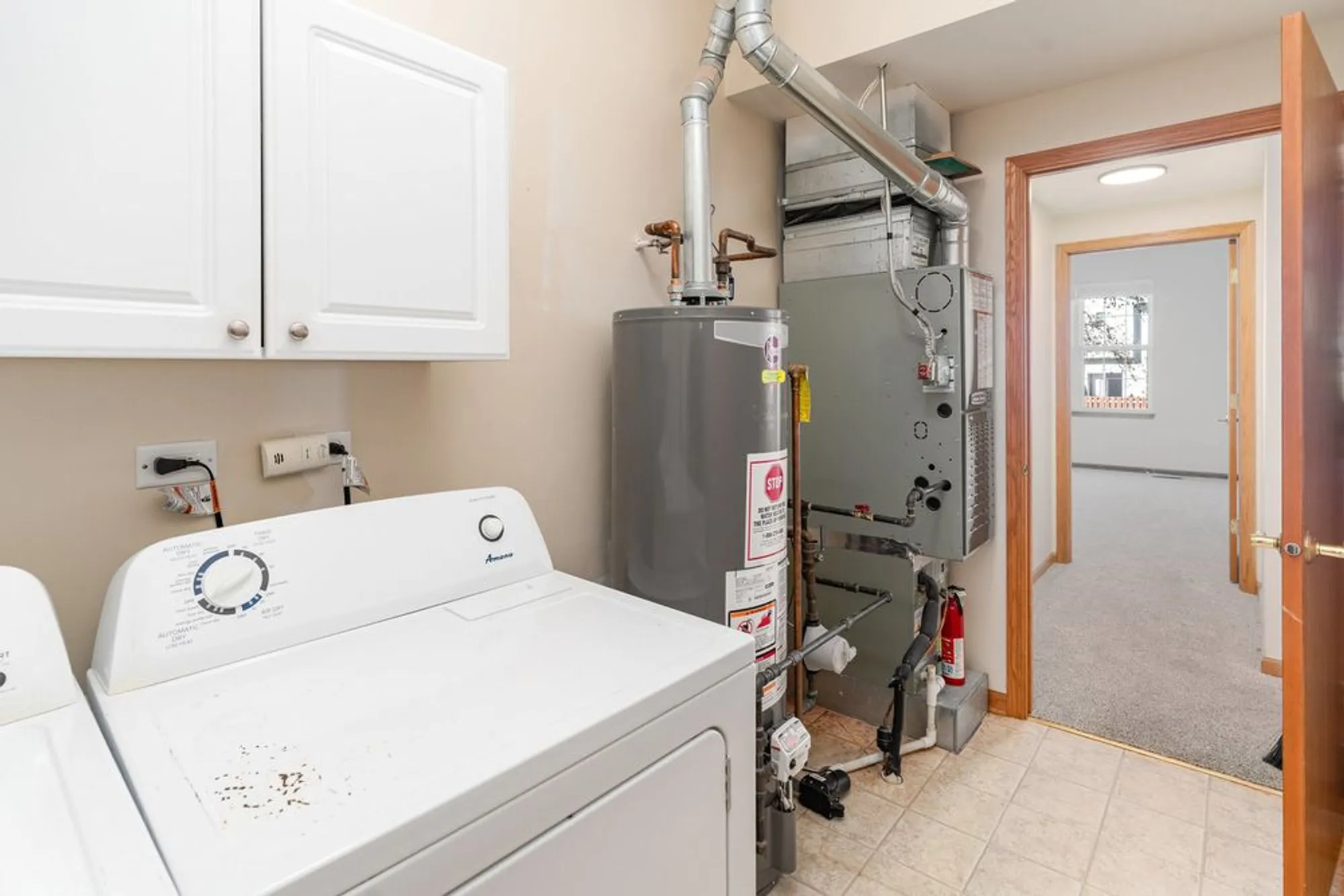 Property Slideshow image 18 of 25 | 16416 crescent lake ct, Crest Hill, IL, 60403