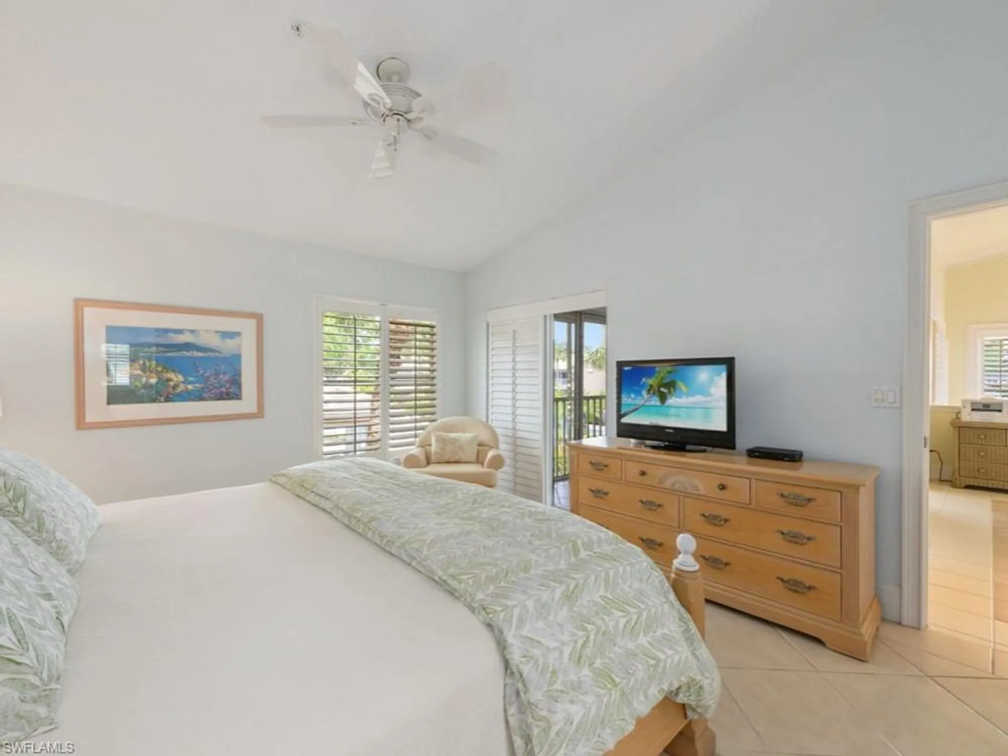 Property Slideshow image 16 of 30 | 24797 lakemont cove ln 204, Bonita Springs, FL, 34134