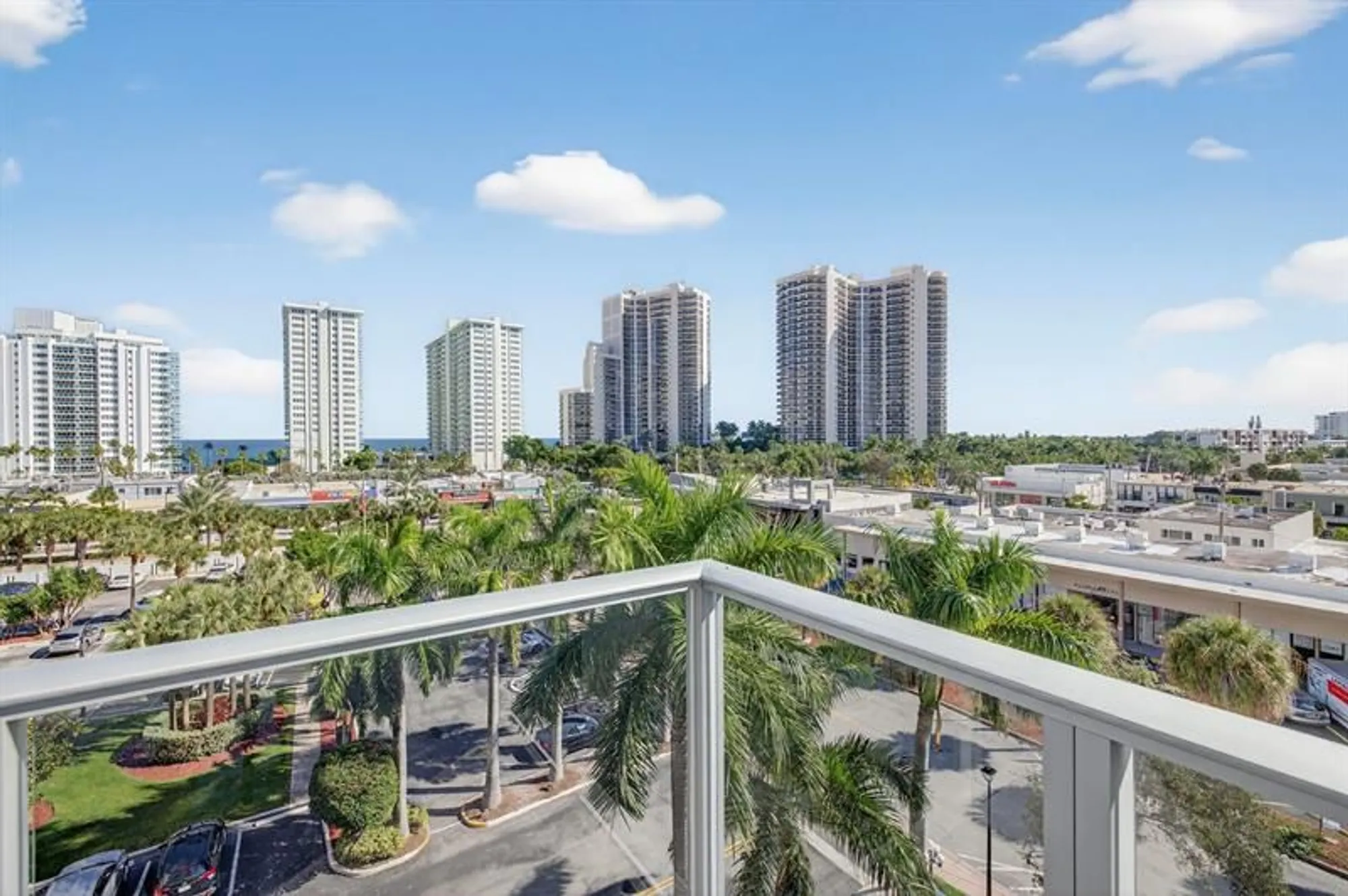 Property Slideshow image 14 of 39 | 3333 ne 34th st 615, Fort Lauderdale, FL, 33308