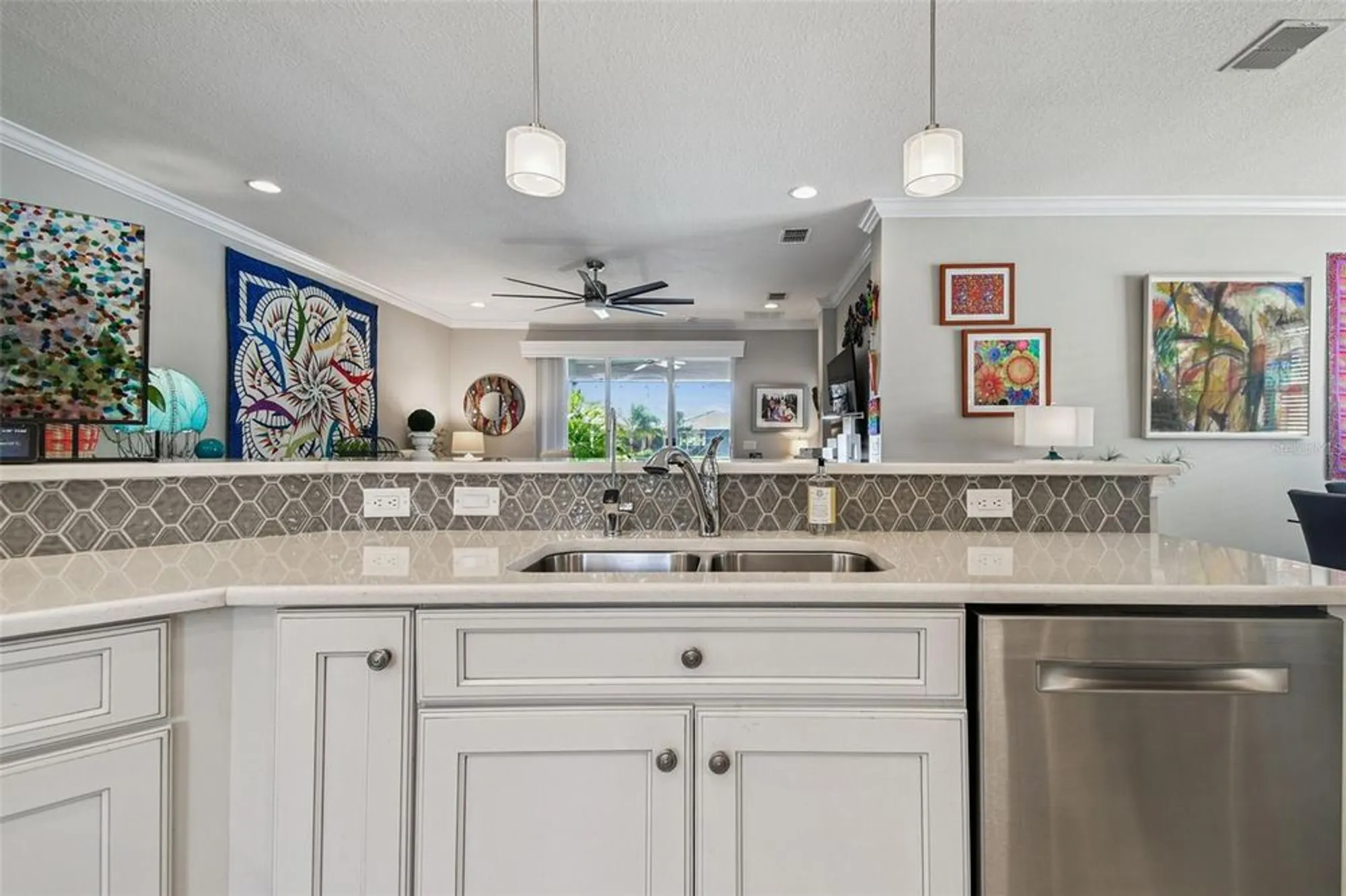 Property Slideshow image 23 of 87 | 4836 marble springs cir, Wimauma, FL, 33598