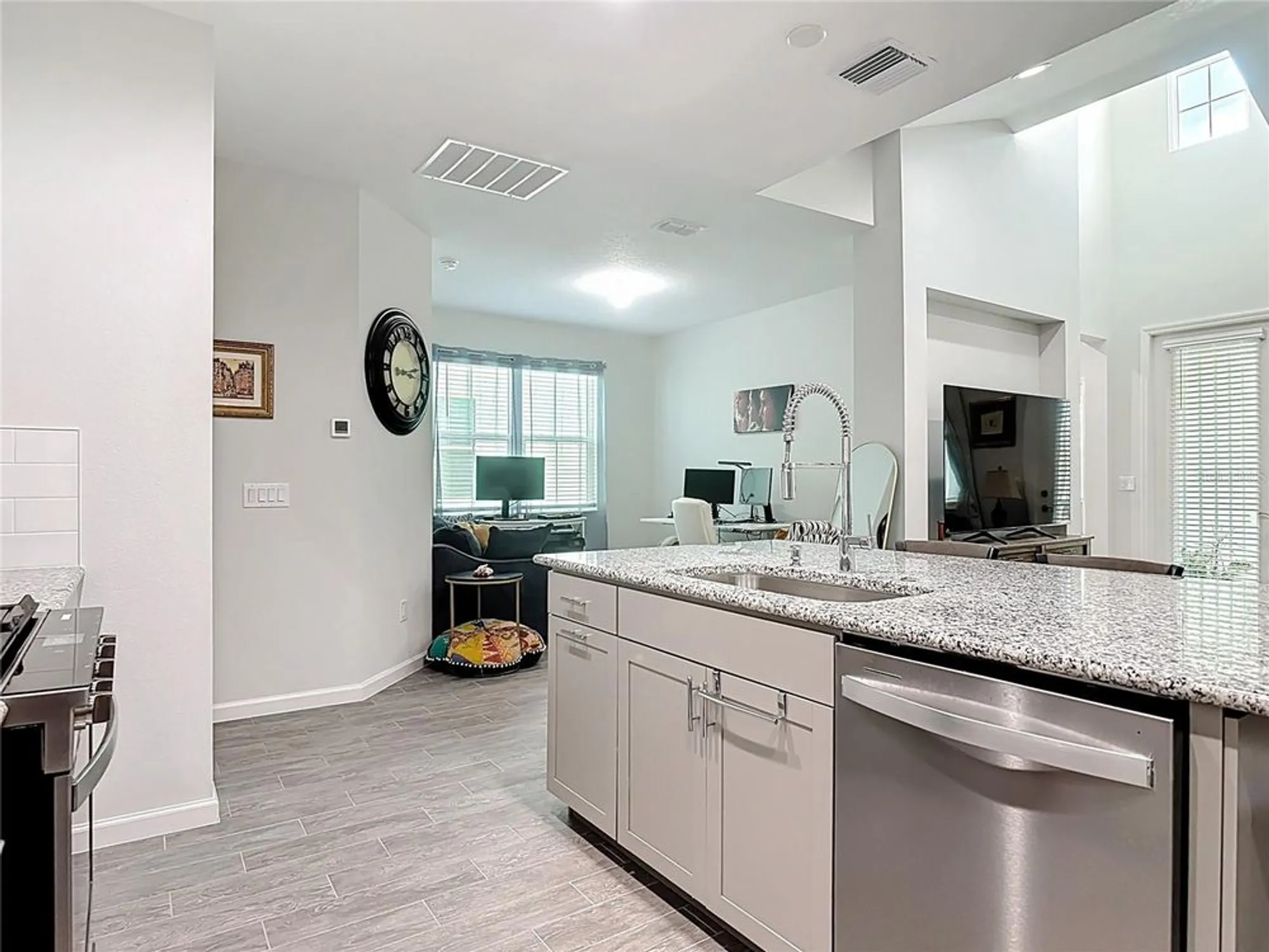 Property Slideshow image 10 of 19 | 118 gypsy palace ln, Daytona Beach, FL, 32124