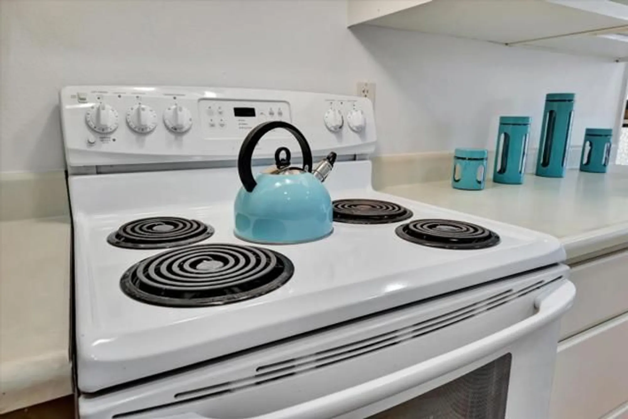 Property Slideshow image 13 of 37 | 5302 cribari hts, San Jose, CA, 95135