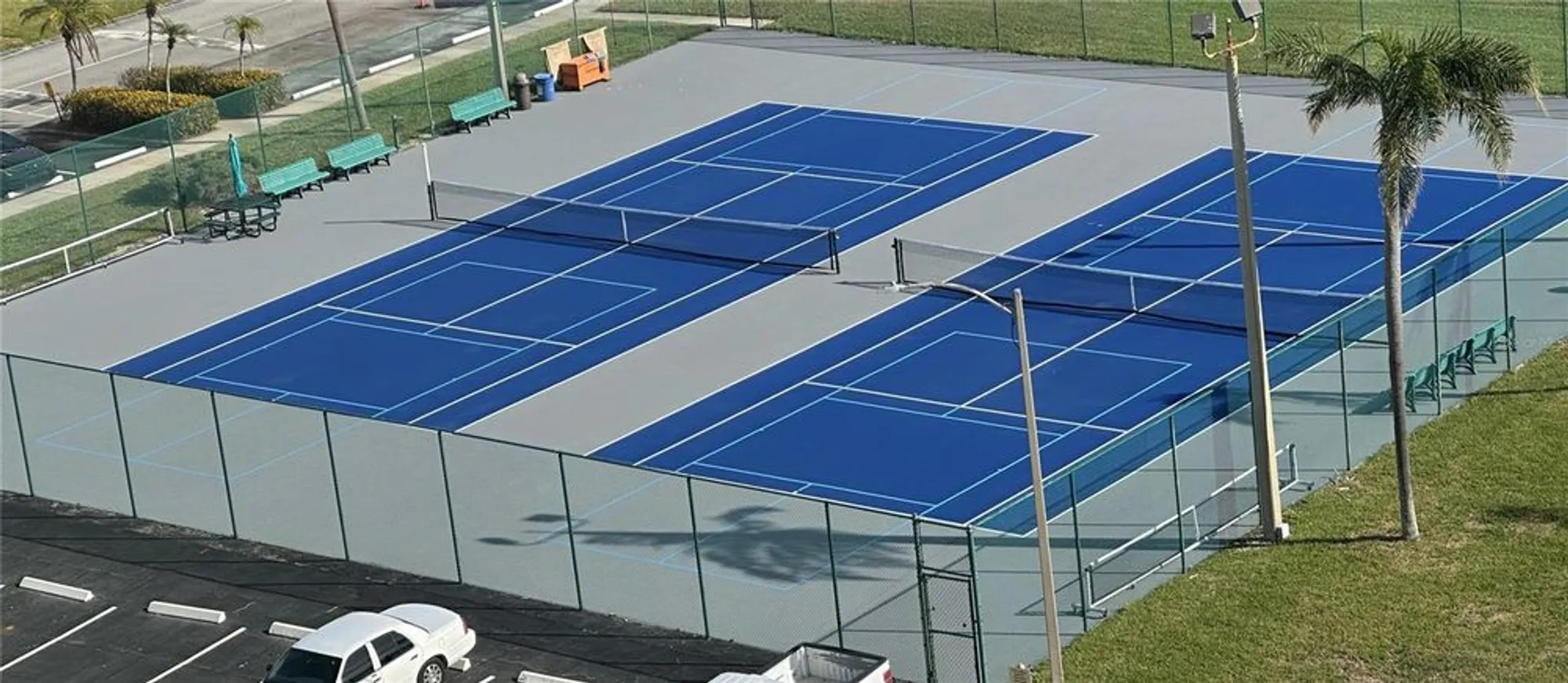 Property Slideshow image 23 of 25 | 4525 cove cir apt 304, Saint Petersburg, FL, 33708