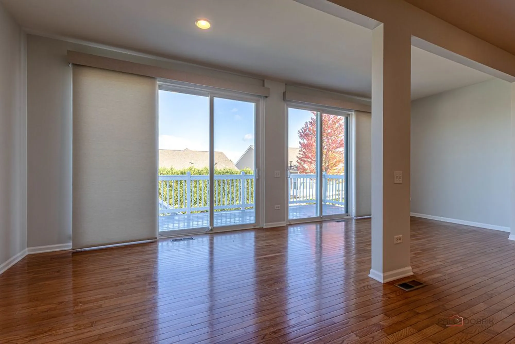 Property Slideshow image 9 of 39 | 3768 canton cir, Mundelein, IL, 60060