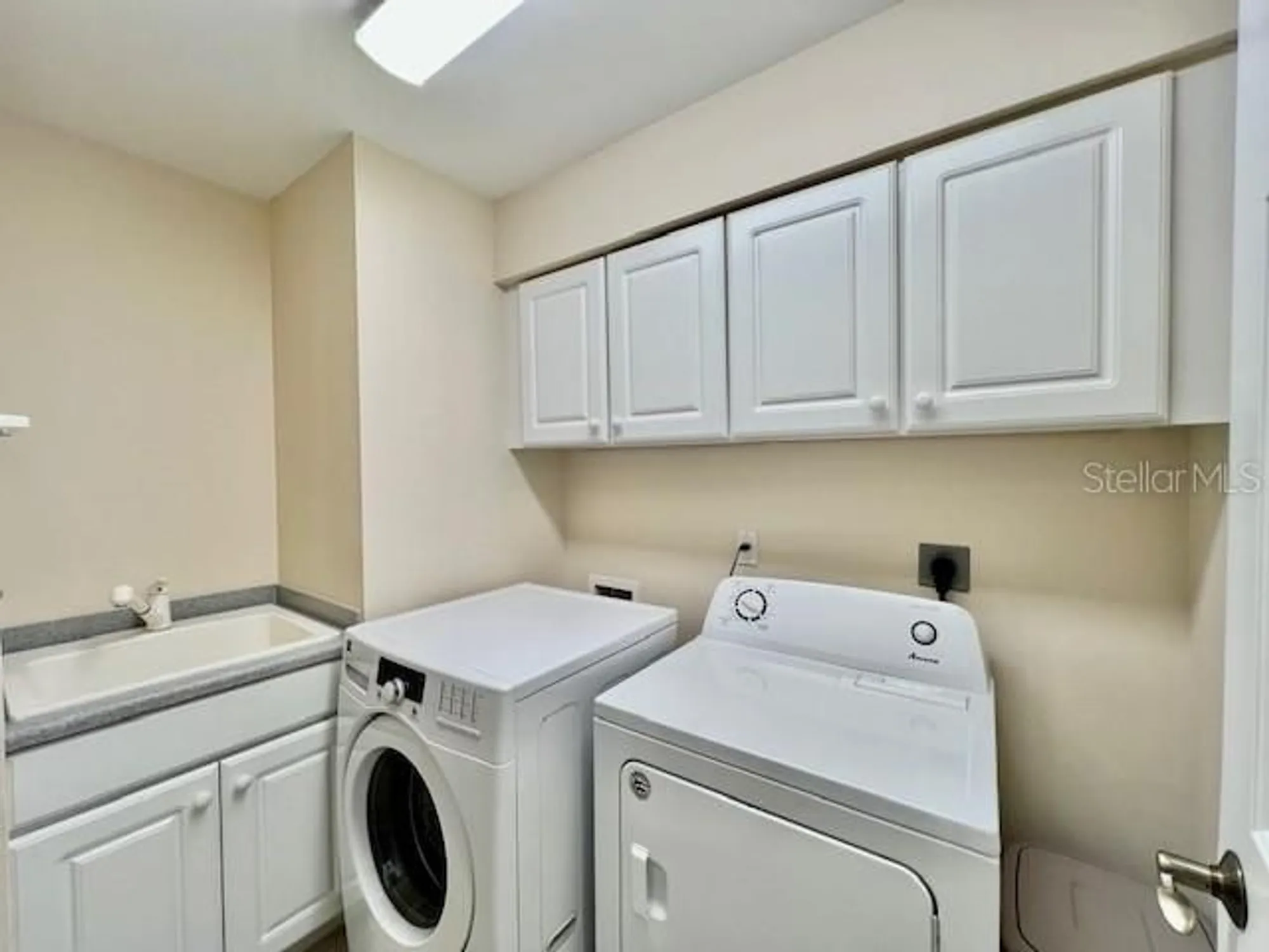 Property Slideshow image 32 of 62 | 3333 sunset key cir 303, Punta Gorda, FL, 33955