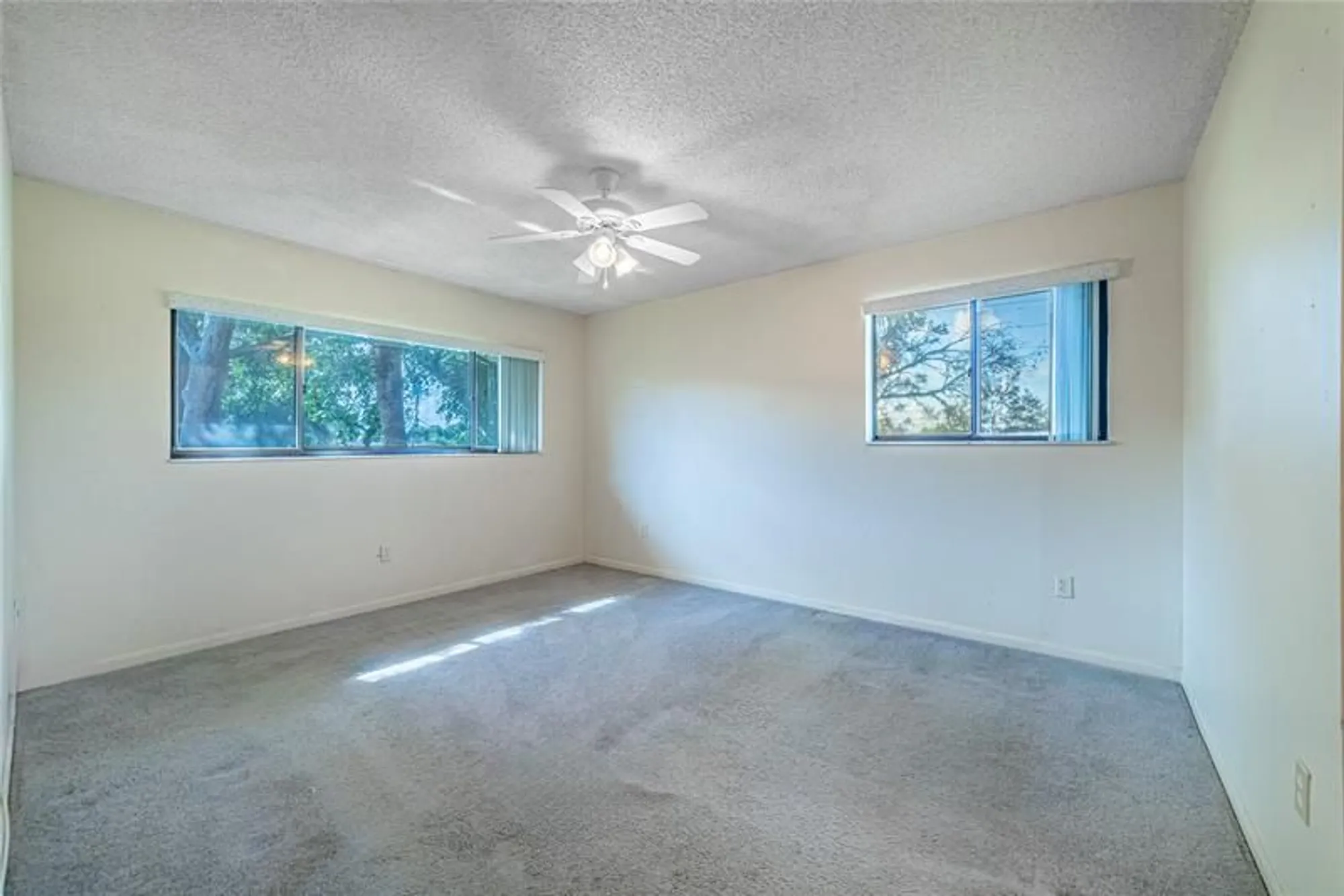 Property Slideshow image 10 of 20 | 7612 ashmont cir # 7612, Tamarac, FL, 33321