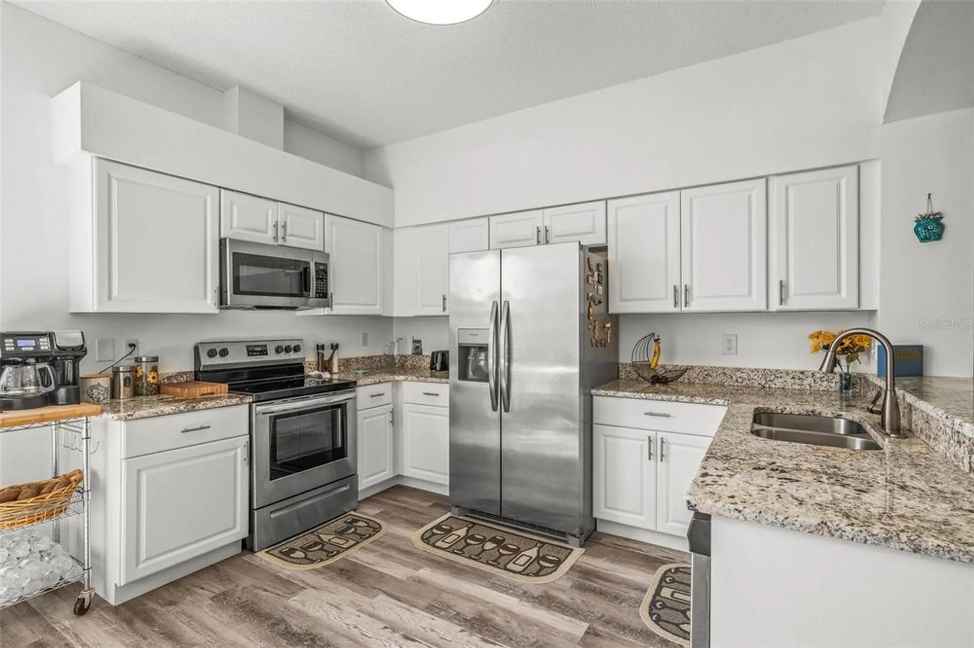 Property Slideshow image 9 of 37 | 2227 north creek ct, Sun City Center, FL, 33573