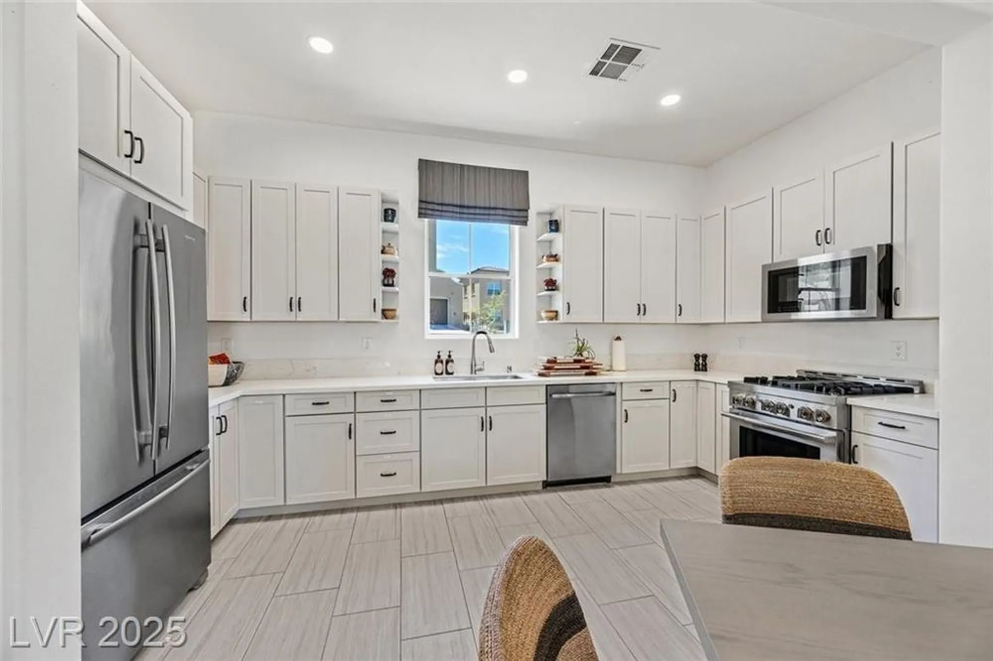 Property Slideshow image 36 of 47 | 2555 hampton rd 10301, Henderson, NV, 89052