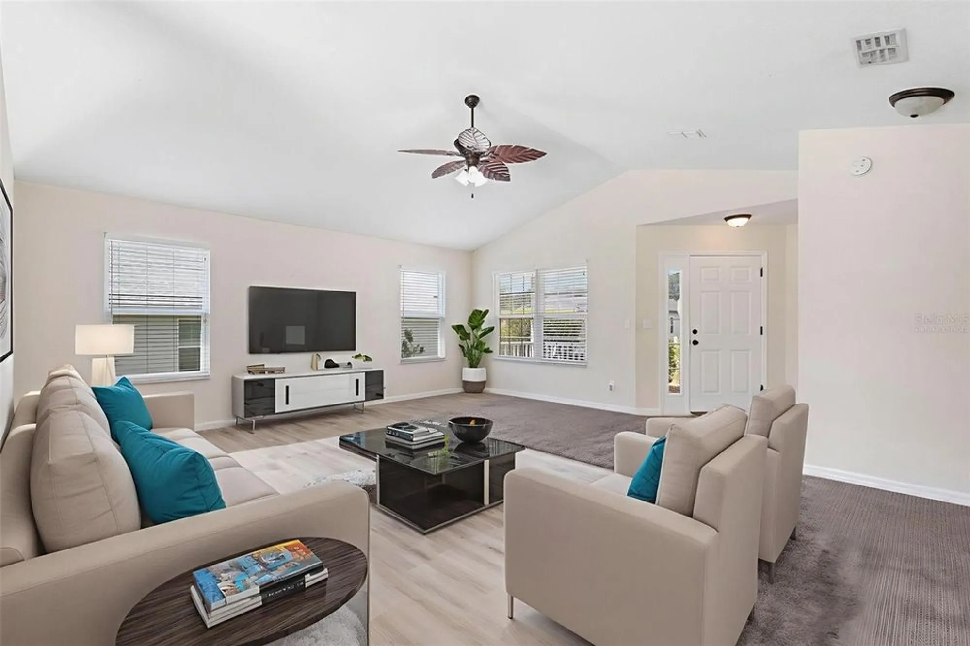 Property Slideshow image 2 of 42 | 11280 se 170th ln, Summerfield, FL, 34491