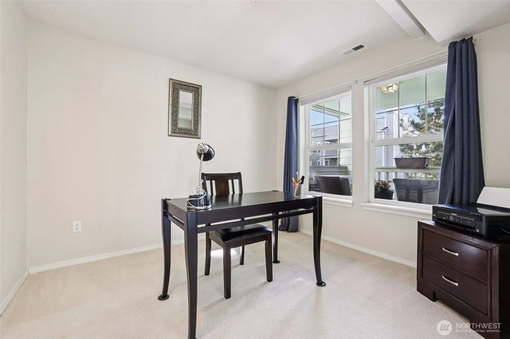 Property Slideshow image 16 of 32 | 4109 224th ln 207, Issaquah, WA, 98029