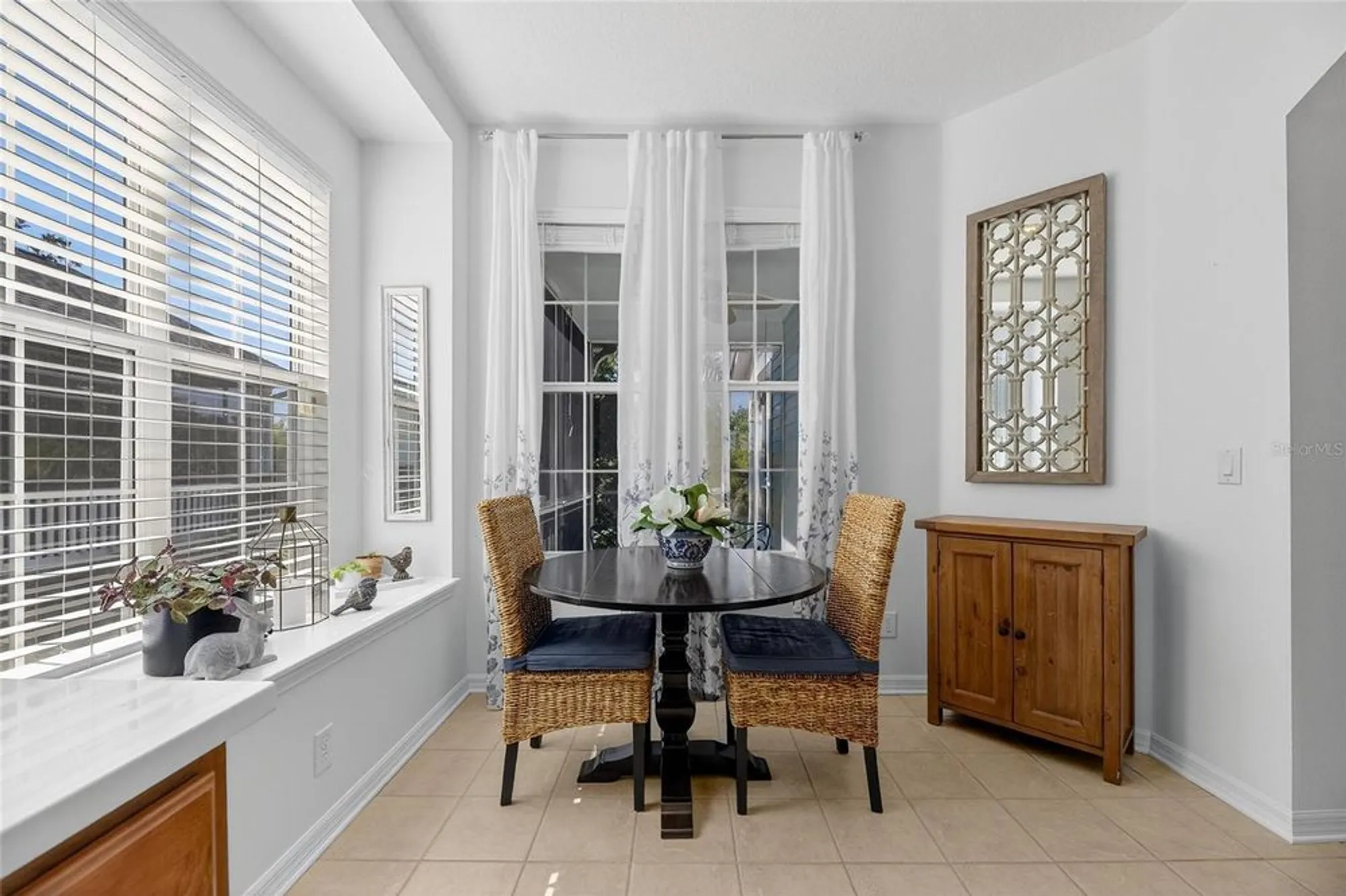 Property Slideshow image 23 of 100 | 5612 golden isles dr, Apollo Beach, FL, 33572