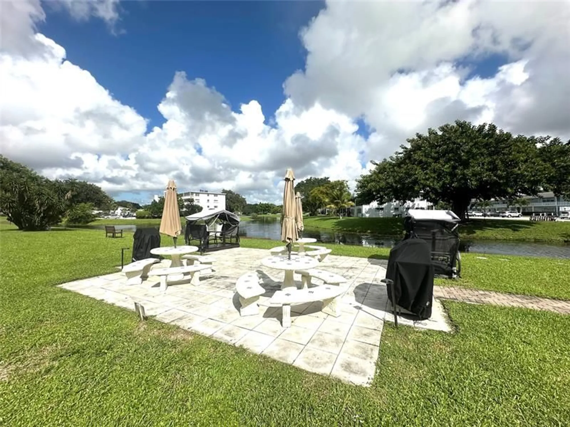 Property Slideshow image 27 of 61 | 1092 newport s # 1092, Deerfield Beach, FL, 33442