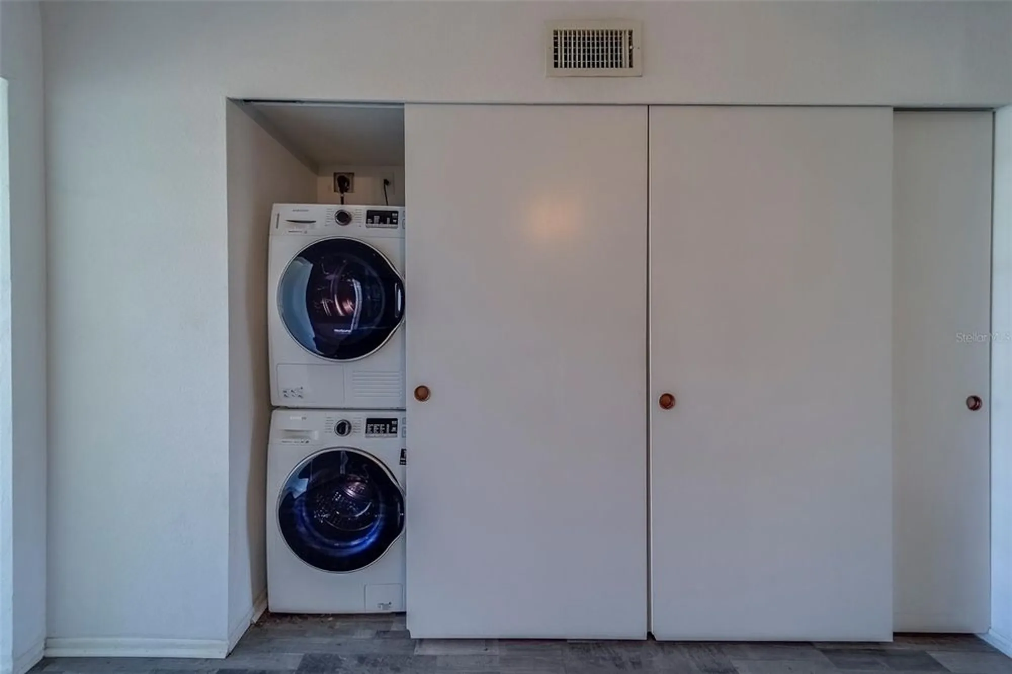 Property Slideshow image 24 of 85 | 2441 persian dr apt 61, Clearwater, FL, 33763