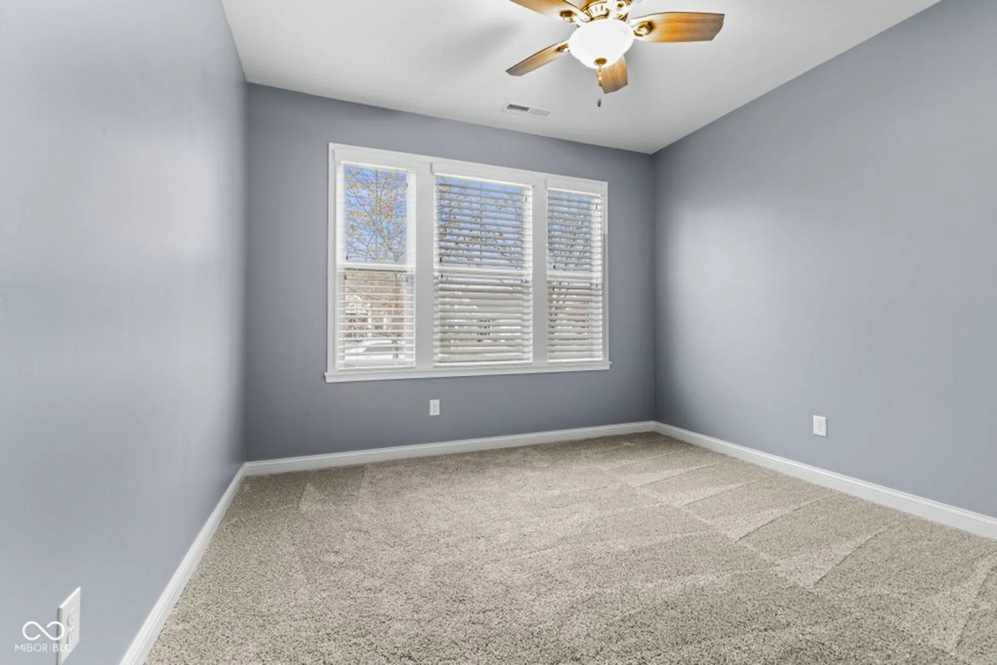 Property Slideshow image 21 of 35 | 5833 lyster ln, Indianapolis, IN, 46239