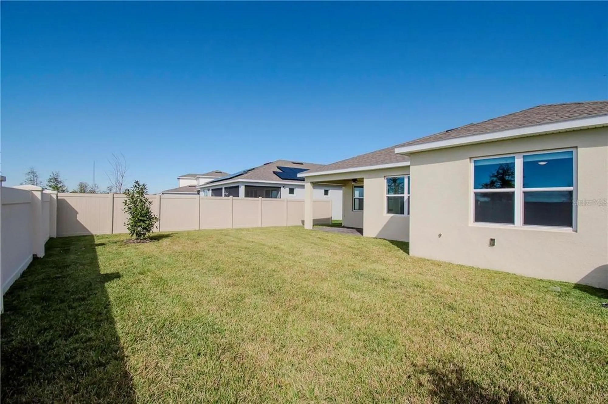 Property Slideshow image 35 of 51 | 1991 spring shower cir, Kissimmee, FL, 34744