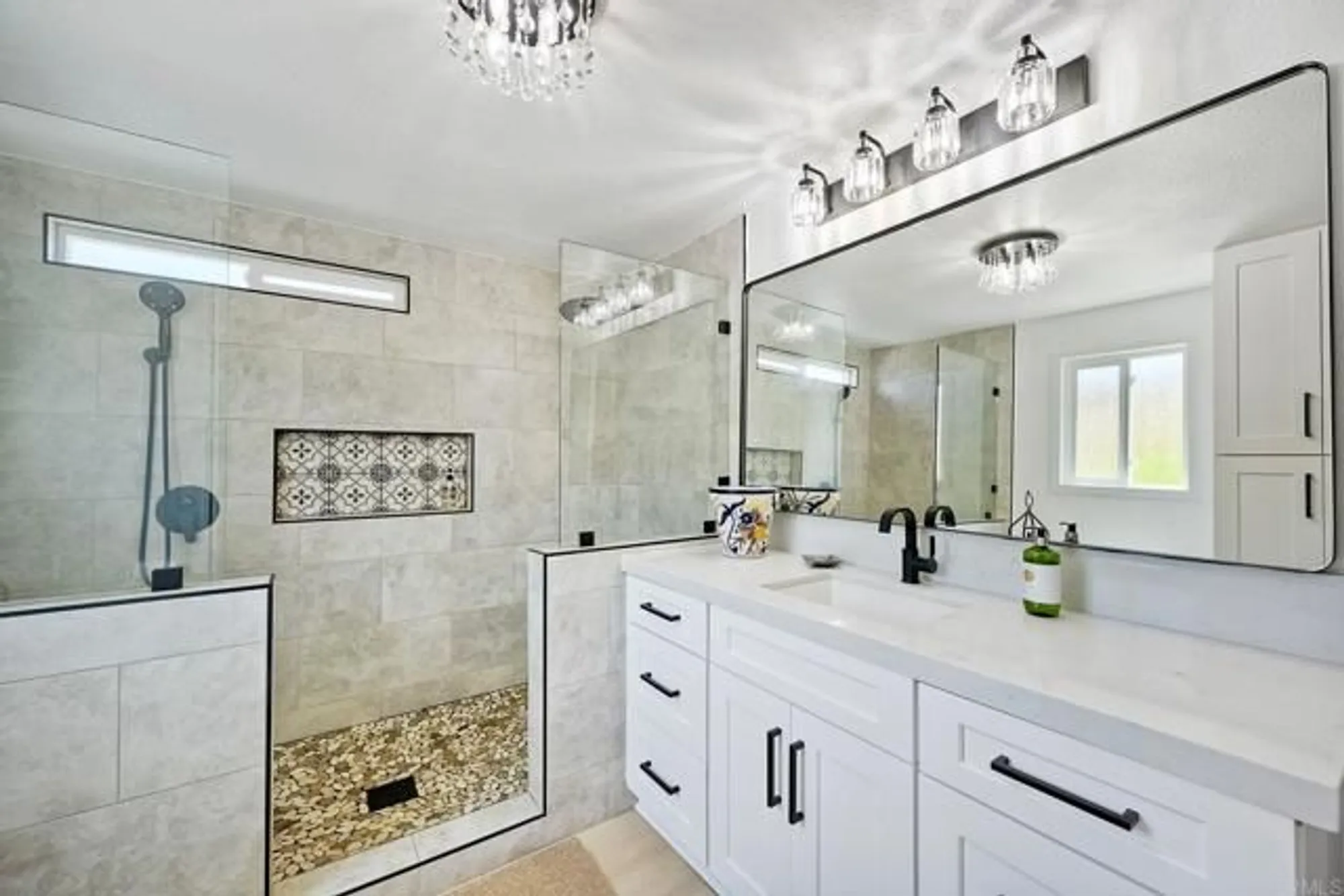 Property Slideshow image 8 of 34 | 1447 puritan dr, Oceanside, CA, 92057