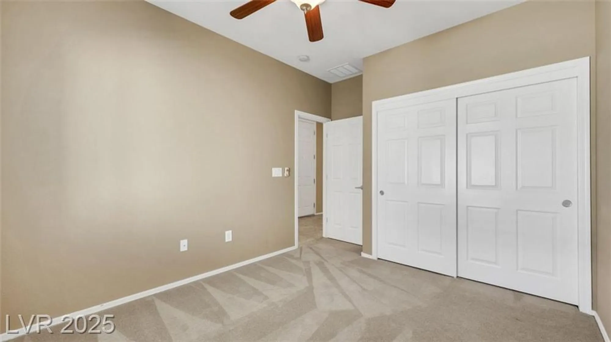 Property Slideshow image 36 of 65 | 2119 burtonsville dr, Henderson, NV, 89044