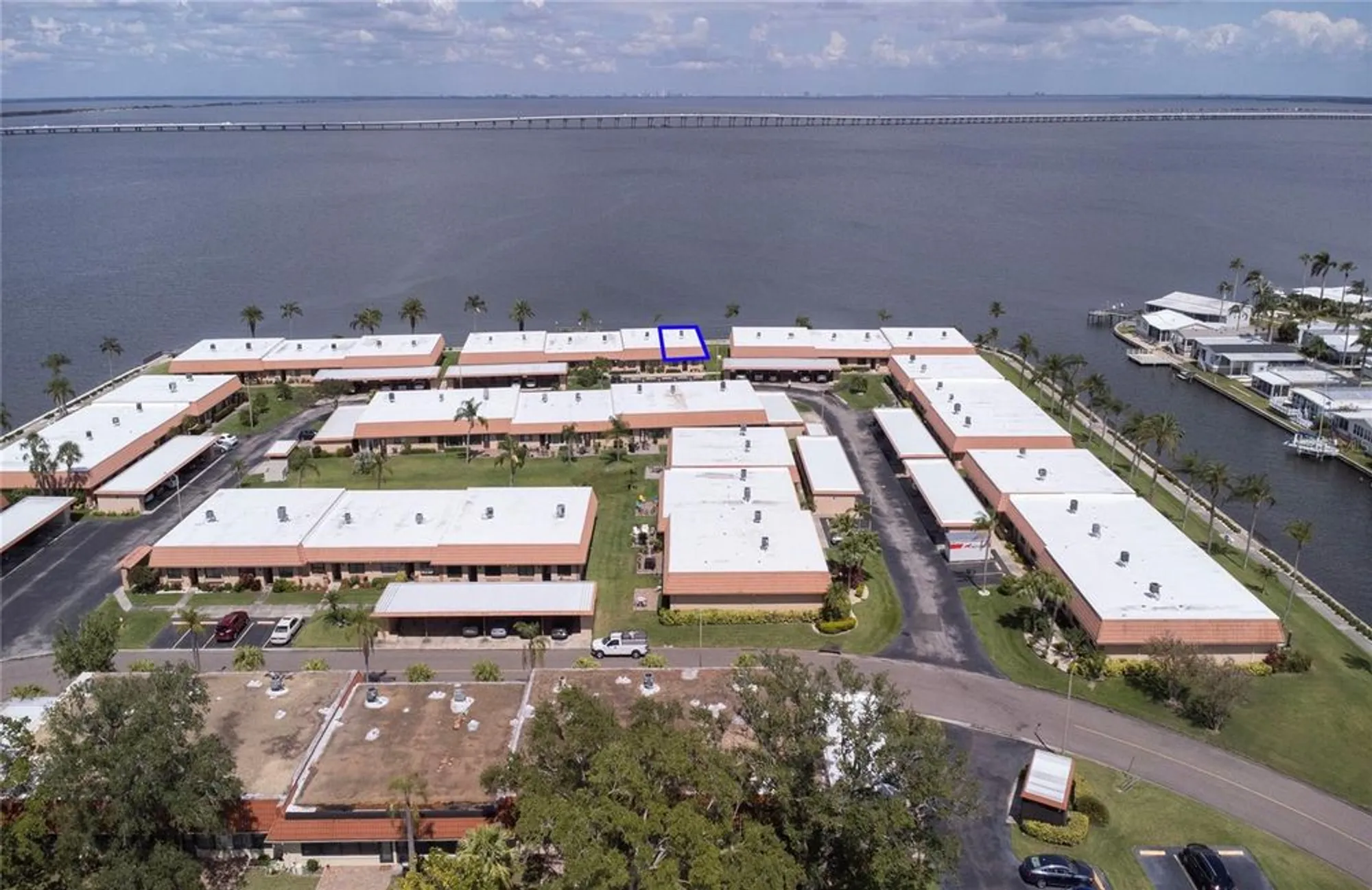 Property Slideshow image 26 of 38 | 19029 us highway 19 n apt 31f, Clearwater, FL, 33764