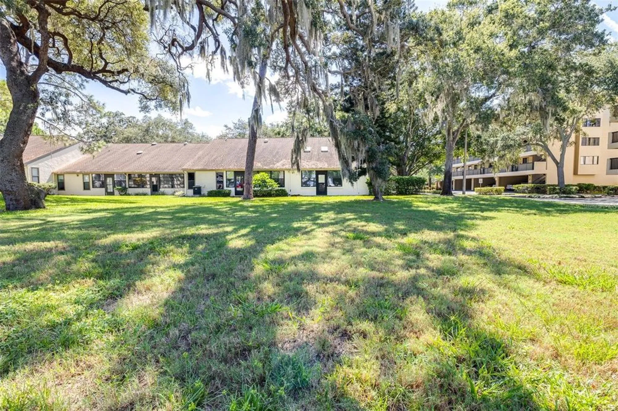 Property Slideshow image 30 of 38 | 2201 pine dr, Tarpon Springs, FL, 34689