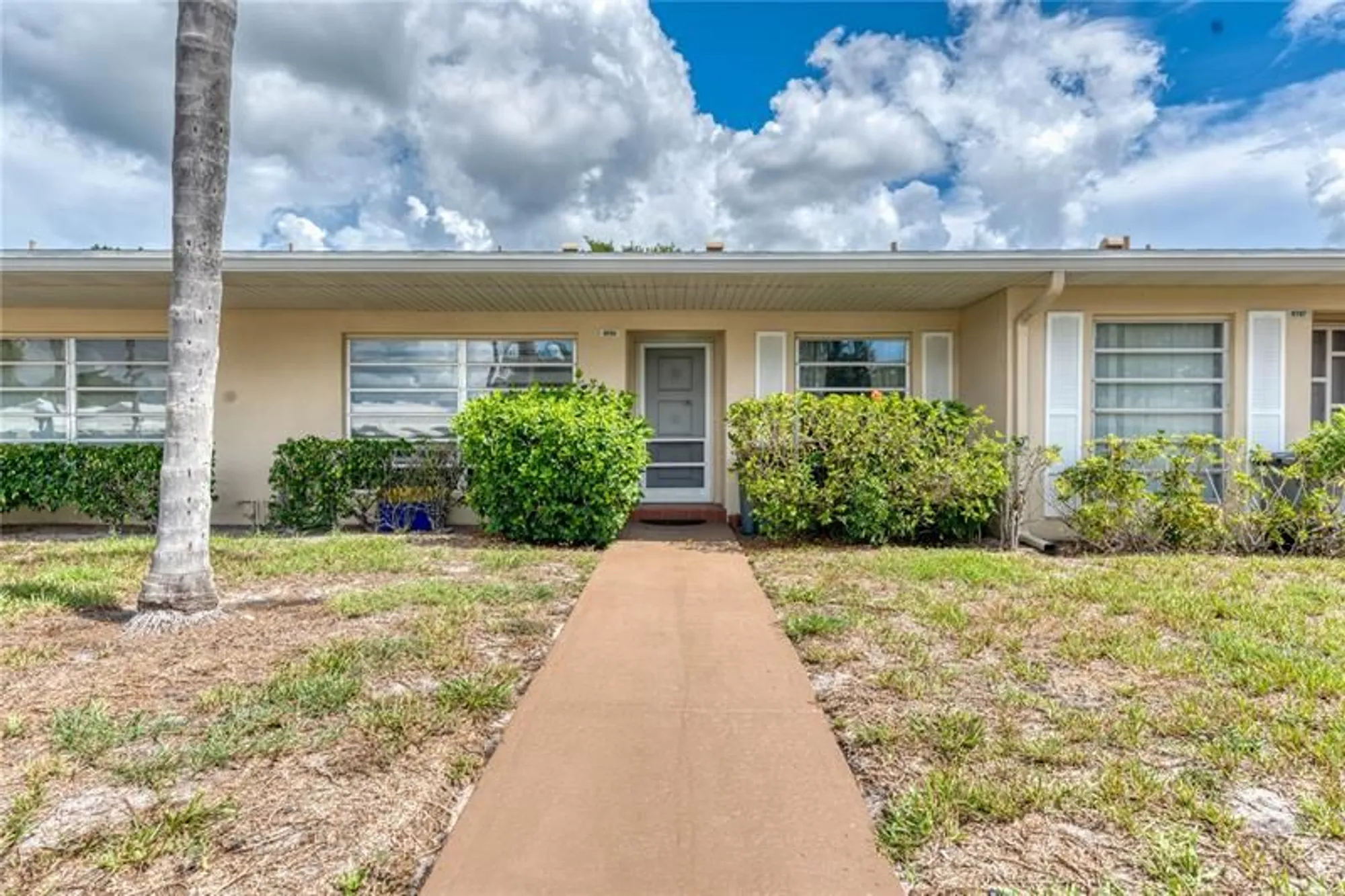Property Slideshow image 1 of 16 | 8751 chevy chase dr # 150, Boca Raton, FL, 33433