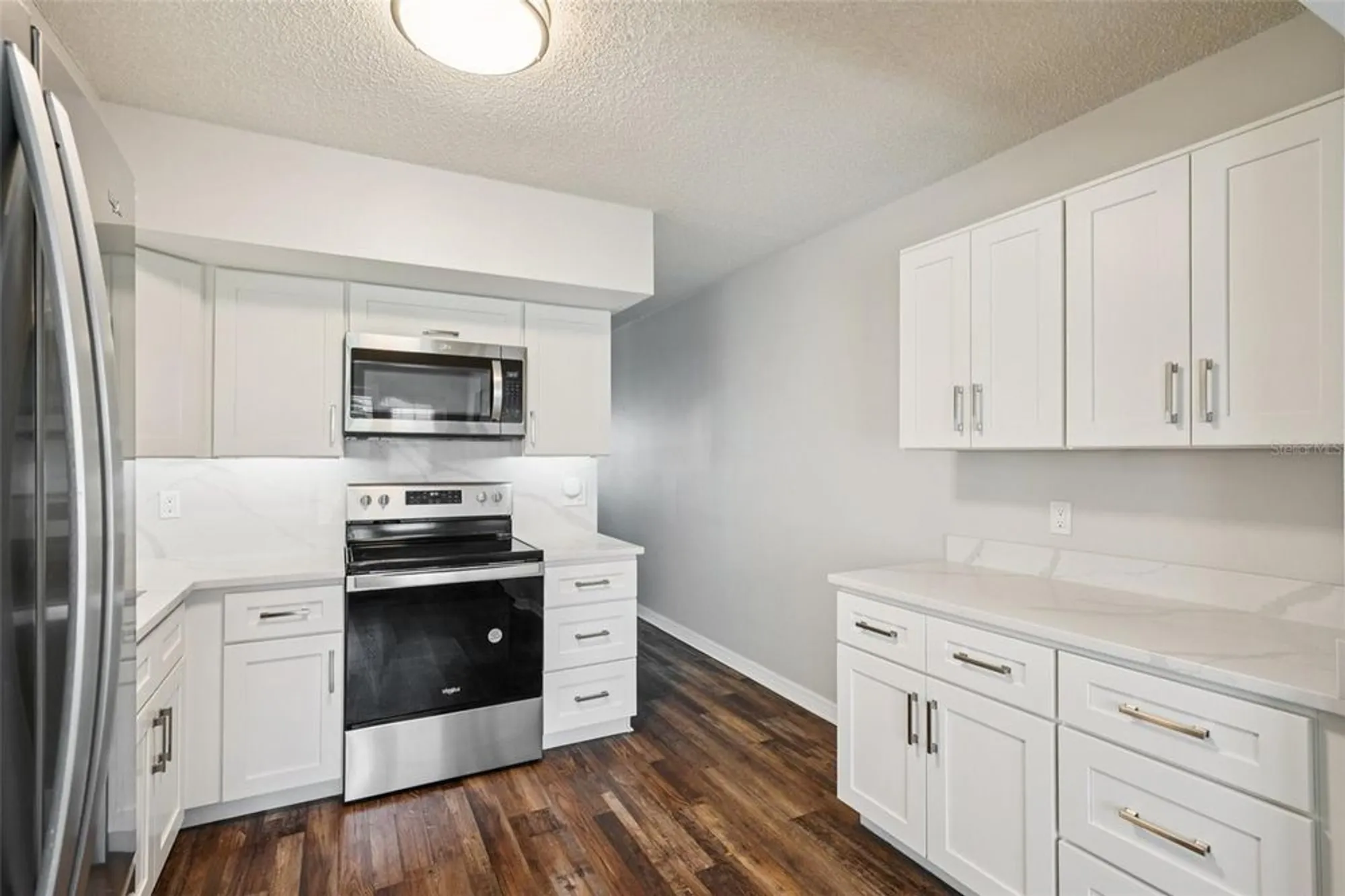 Property Slideshow image 5 of 46 | 2255 philippine dr 9, Clearwater, FL, 33763