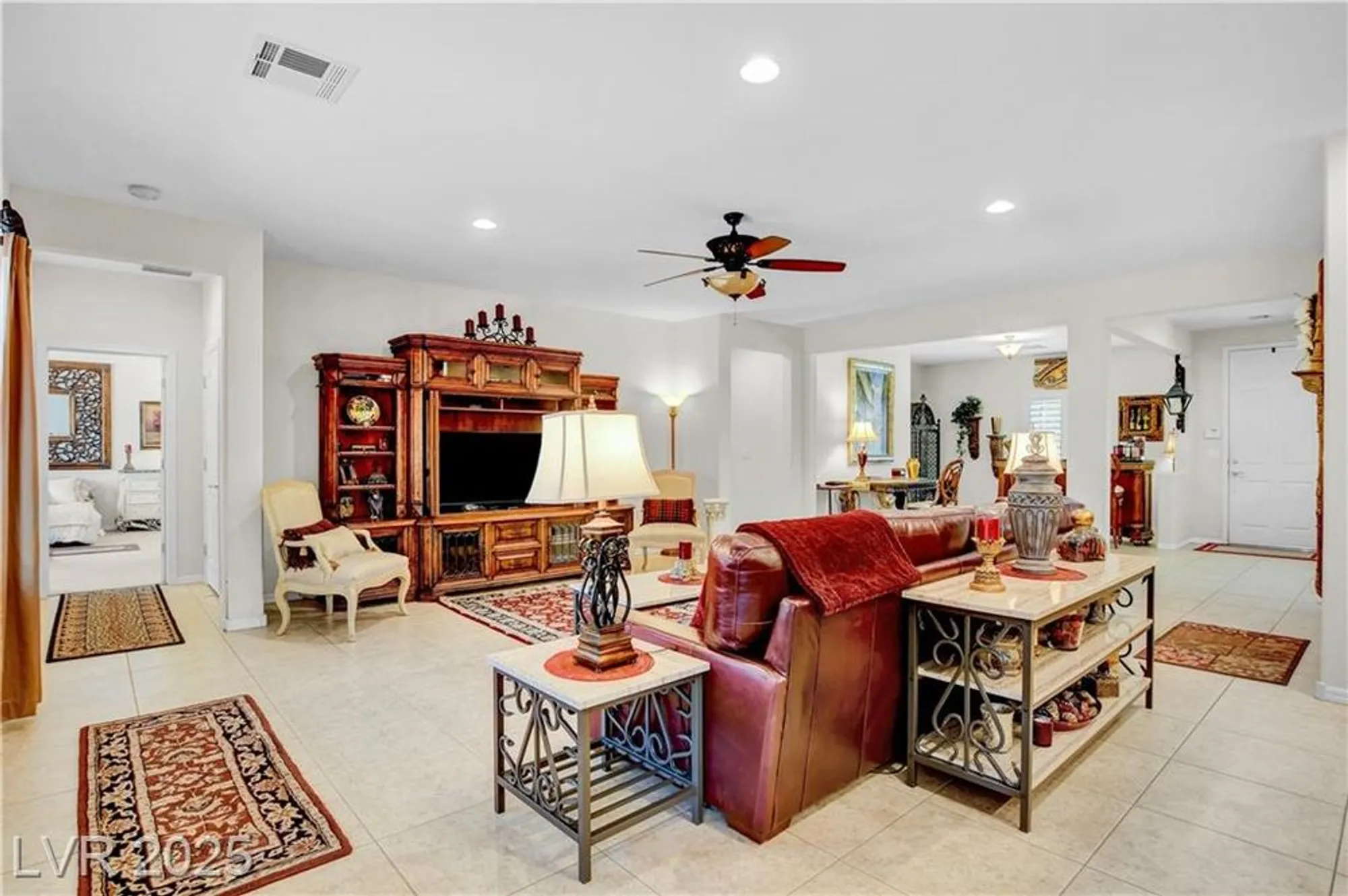 Property Slideshow image 16 of 66 | 2312 perrysburg dr, Henderson, NV, 89044