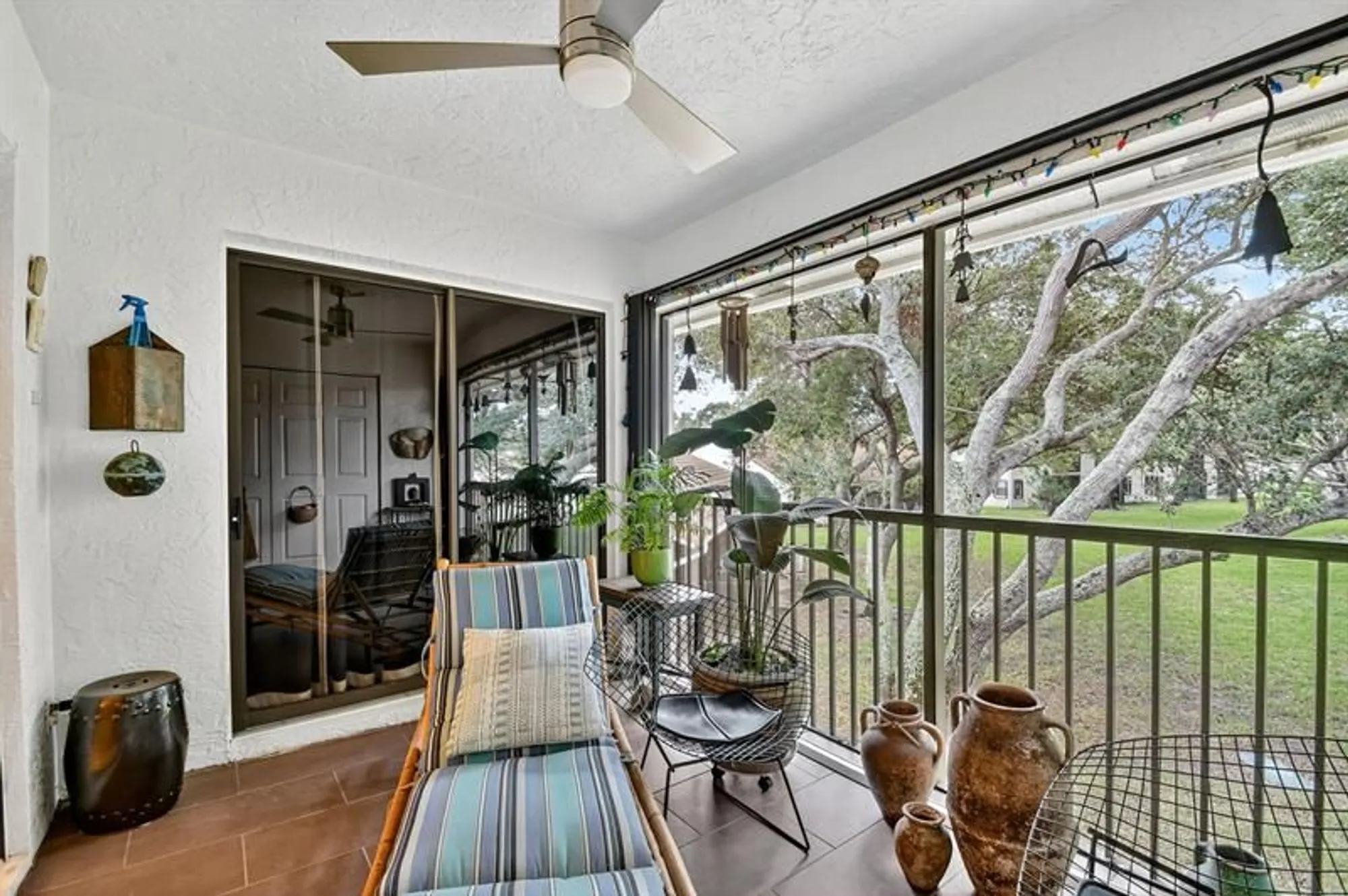 Property Slideshow image 13 of 31 | 9633 sills dr 201, Boynton Beach, FL, 33437