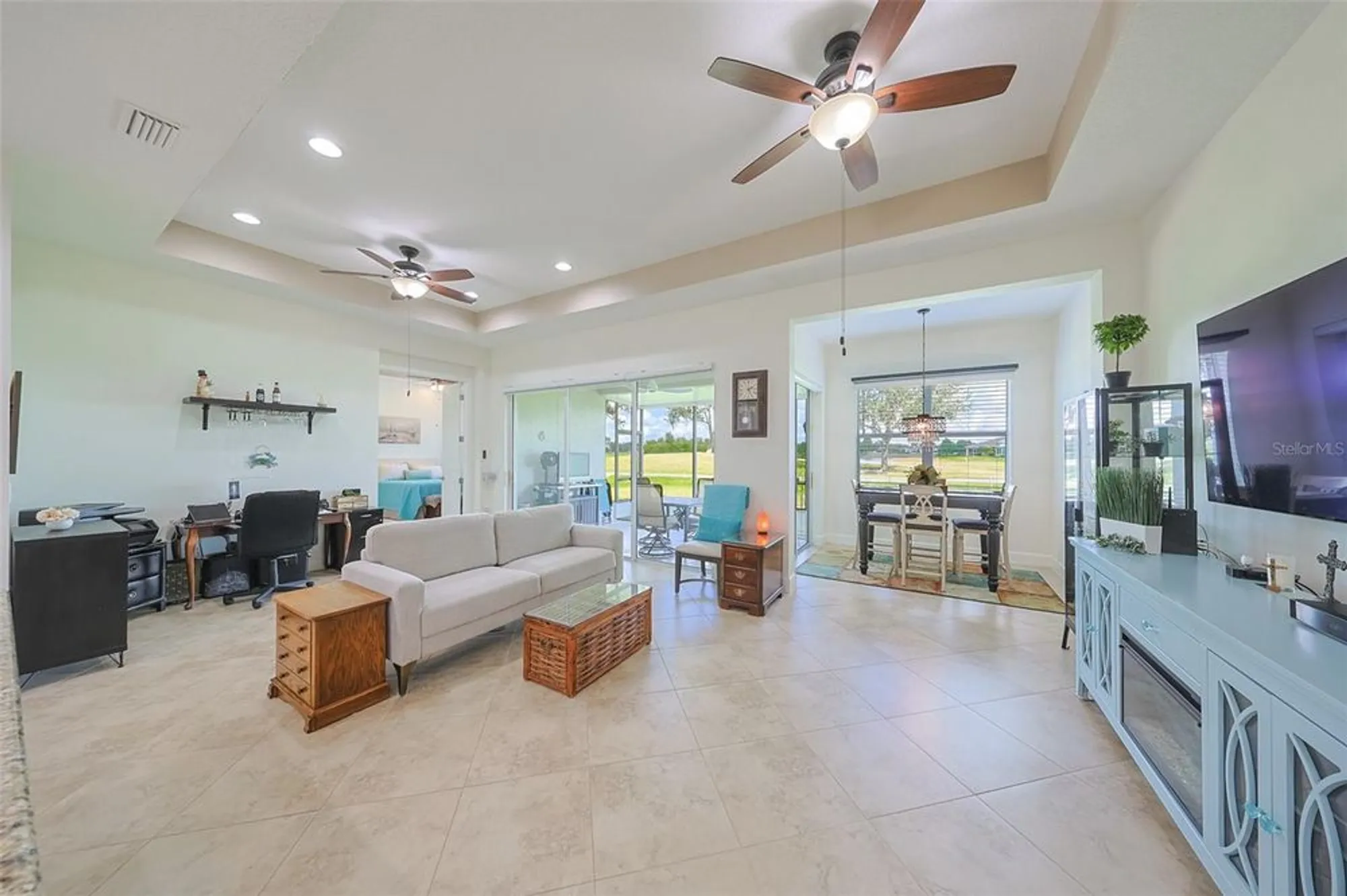 Property Slideshow image 23 of 75 | 2264 sifield greens way, Sun City Center, FL, 33573