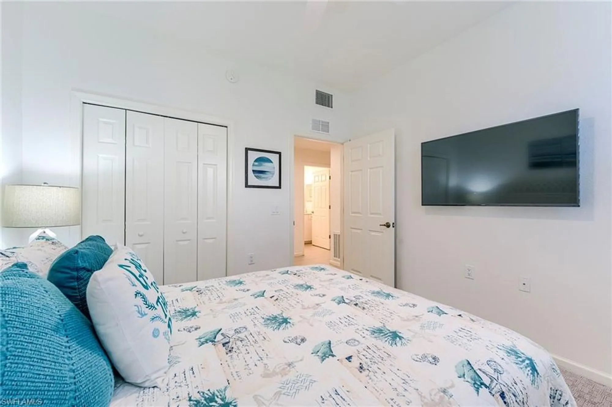 Property Slideshow image 18 of 45 | 3131 meandering way apt 102, Fort Myers, FL, 33905