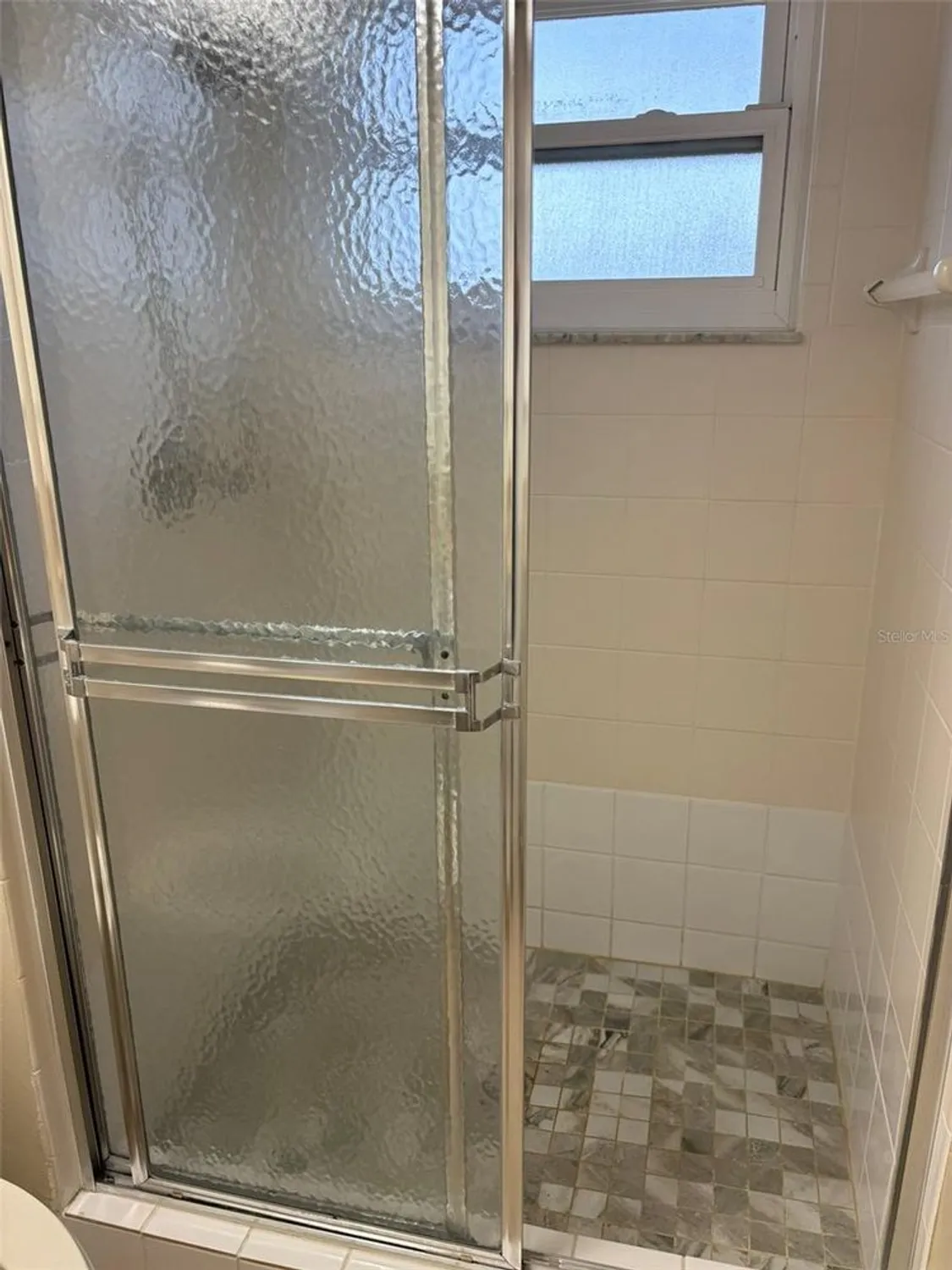 Property Slideshow image 11 of 19 | 1325 s portofino dr 309, Sarasota, FL, 34242