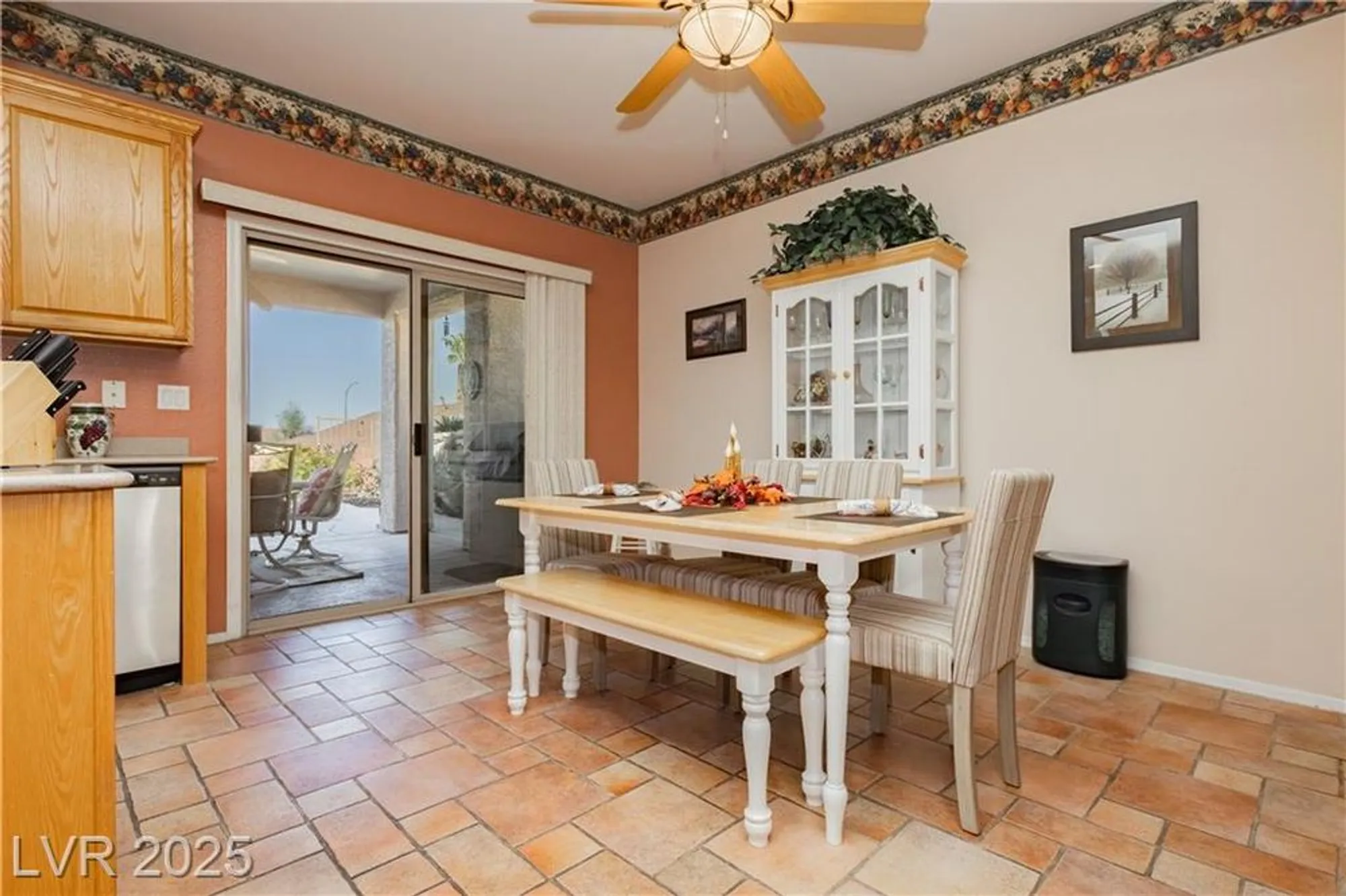 Property Slideshow image 6 of 26 | 1802 cypress bay ave, Henderson, NV, 89012