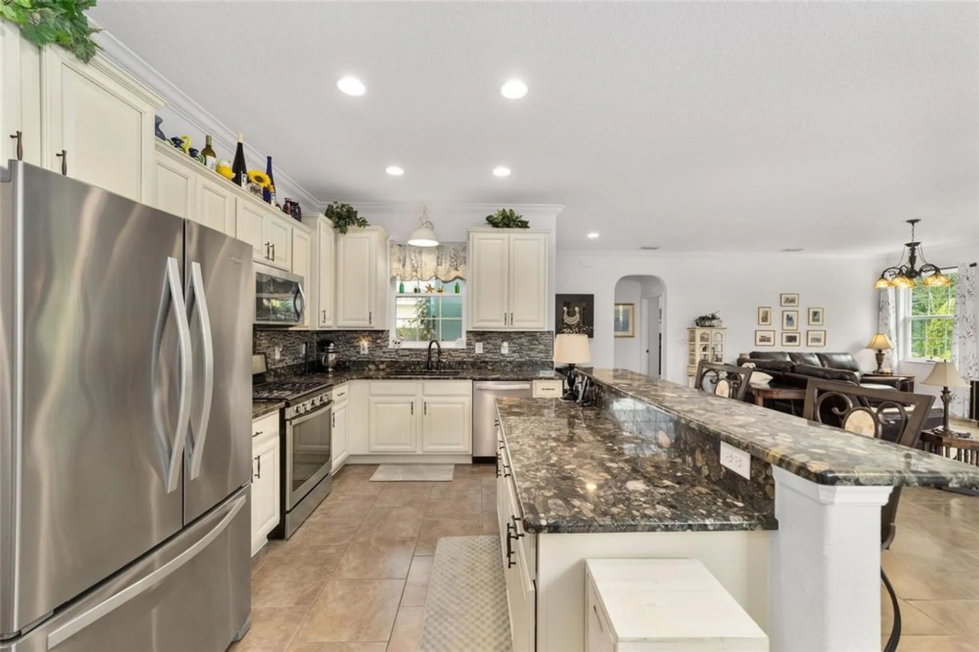 Property Slideshow image 14 of 38 | 8706 sw 88th pl, Ocala, FL, 34481