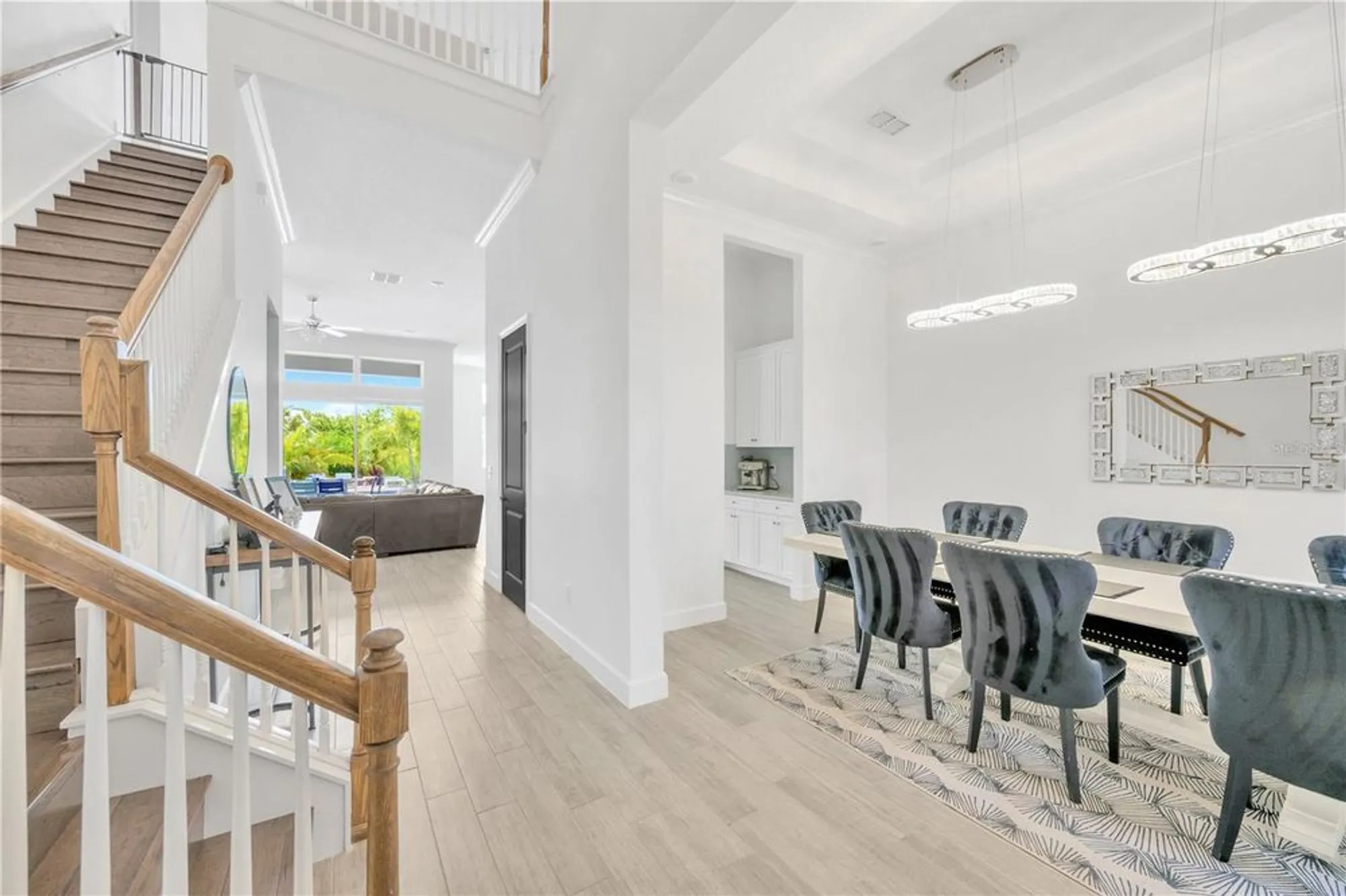 Property Slideshow image 33 of 59 | 832 manns harbor dr, Apollo Beach, FL, 33572