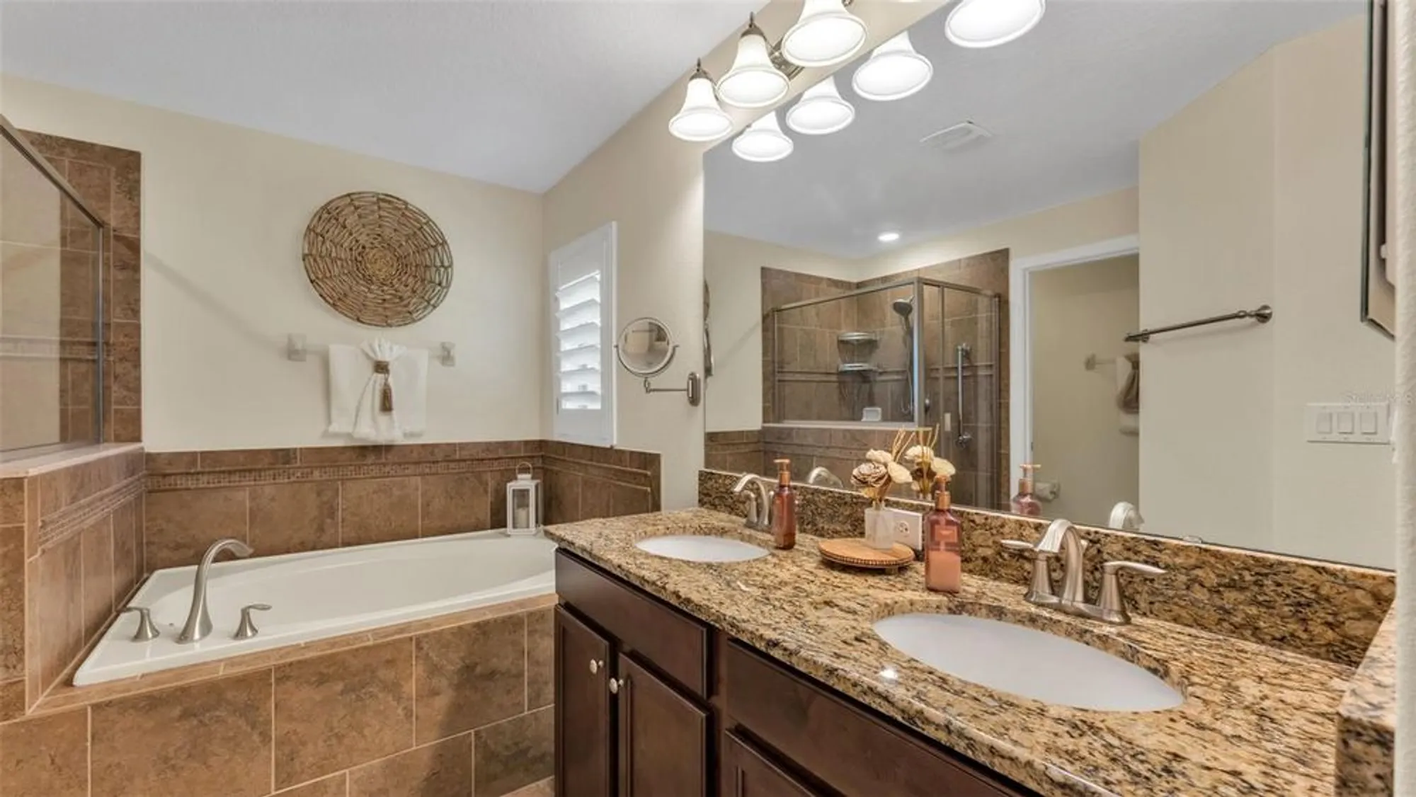 Property Slideshow image 40 of 80 | 4016 carteret dr, Winter Haven, FL, 33884