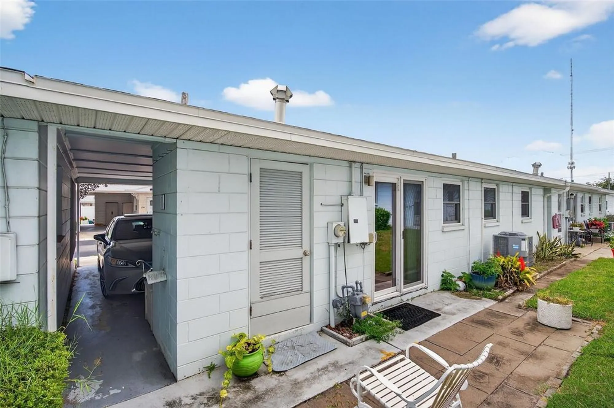 Property Slideshow image 7 of 44 | 12400 park blvd apt 213, Seminole, FL, 33772